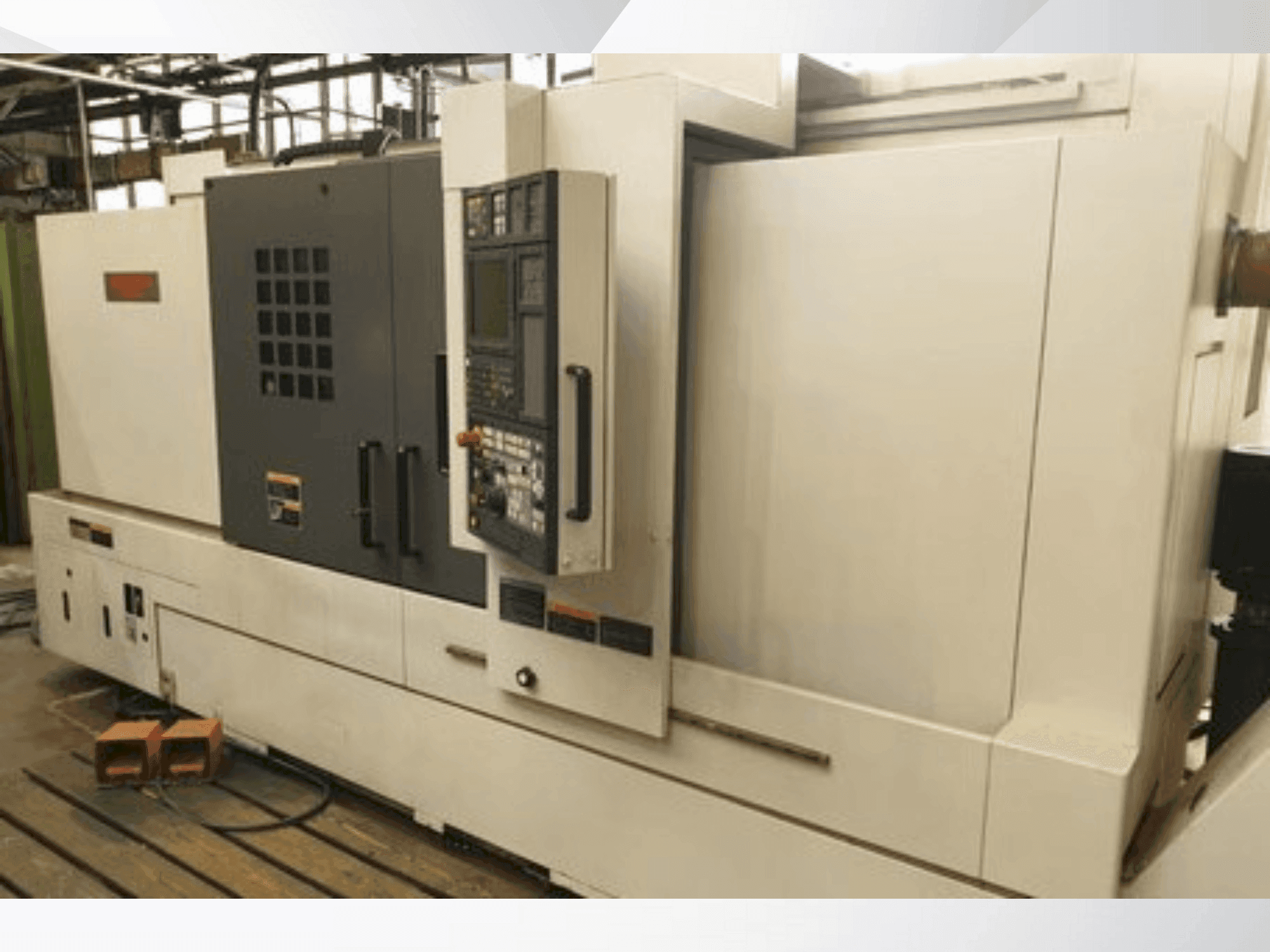 Koneen MORI SEIKI NL2500MC etunäkymä