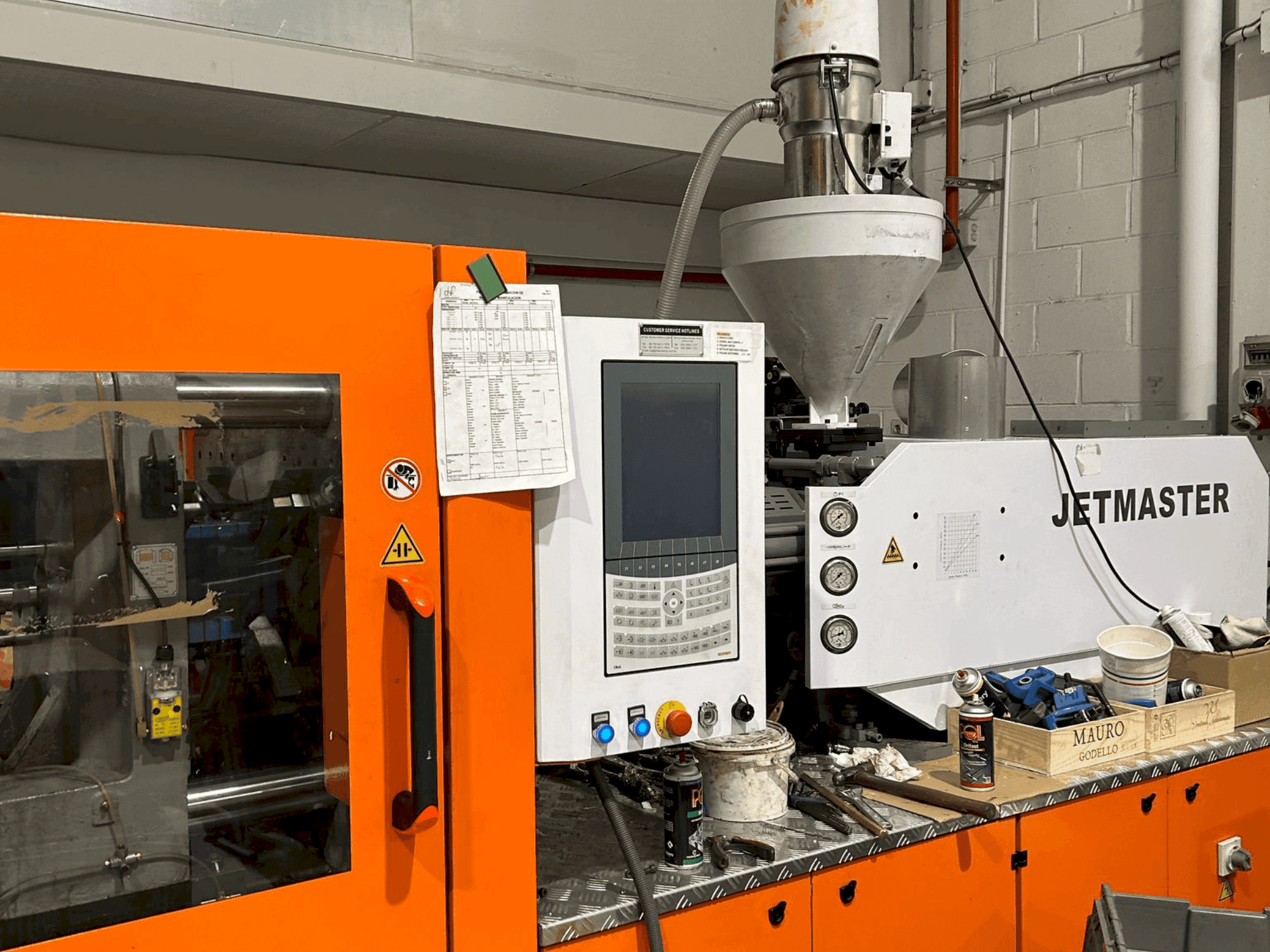 Koneen CHEN HSONG JM200-MK6e etunäkymä