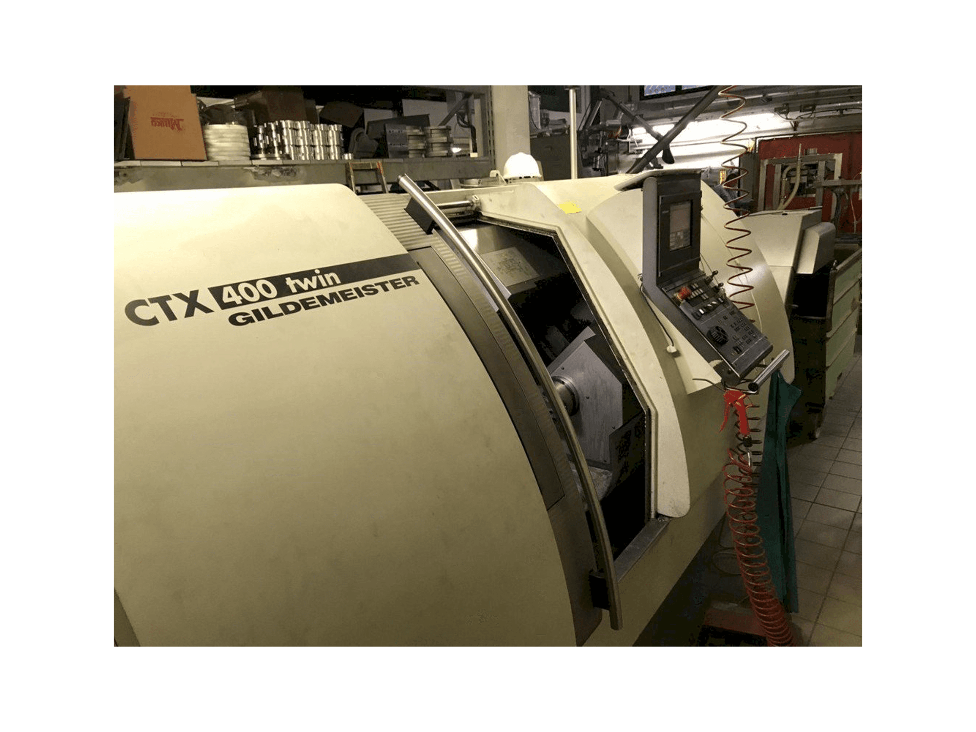 Koneen Gildemeister CTX 400 Twin etunäkymä