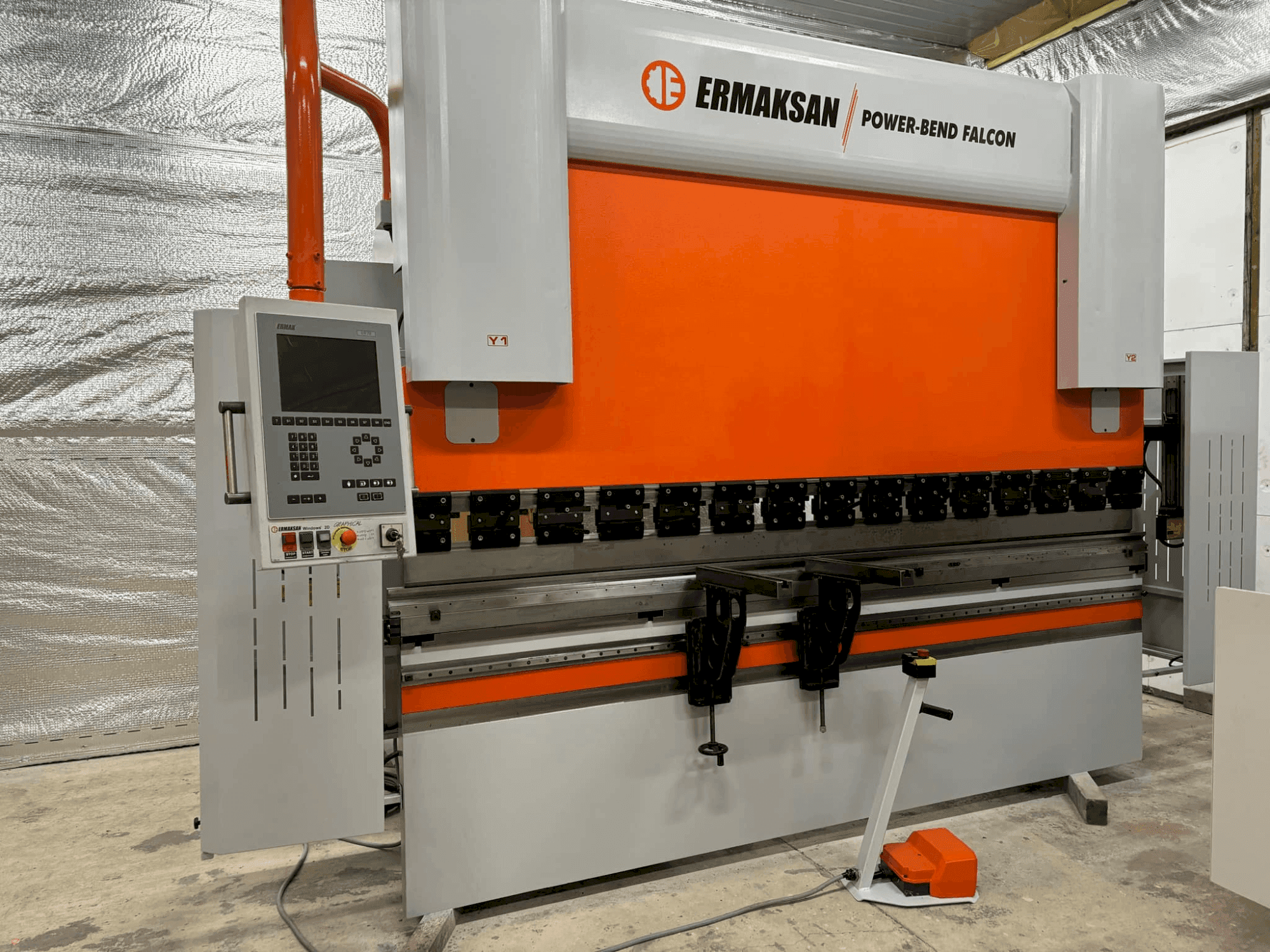 Koneen ERMAKSAN POWER-BEND FALCON 3100X175 etunäkymä
