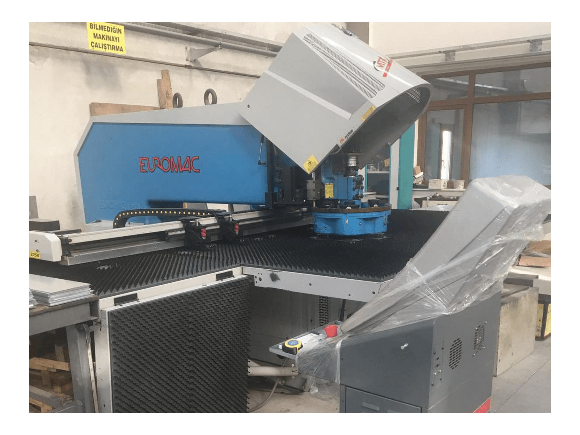 Koneen Euromac MTX Flex 6 etunäkymä