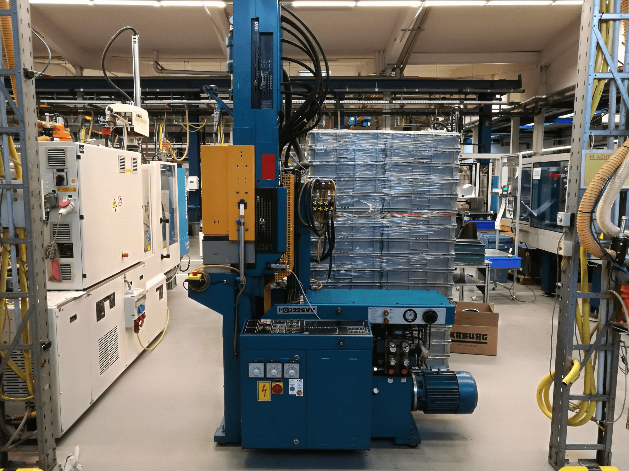 Koneen BOY etunäkymä22 S VV