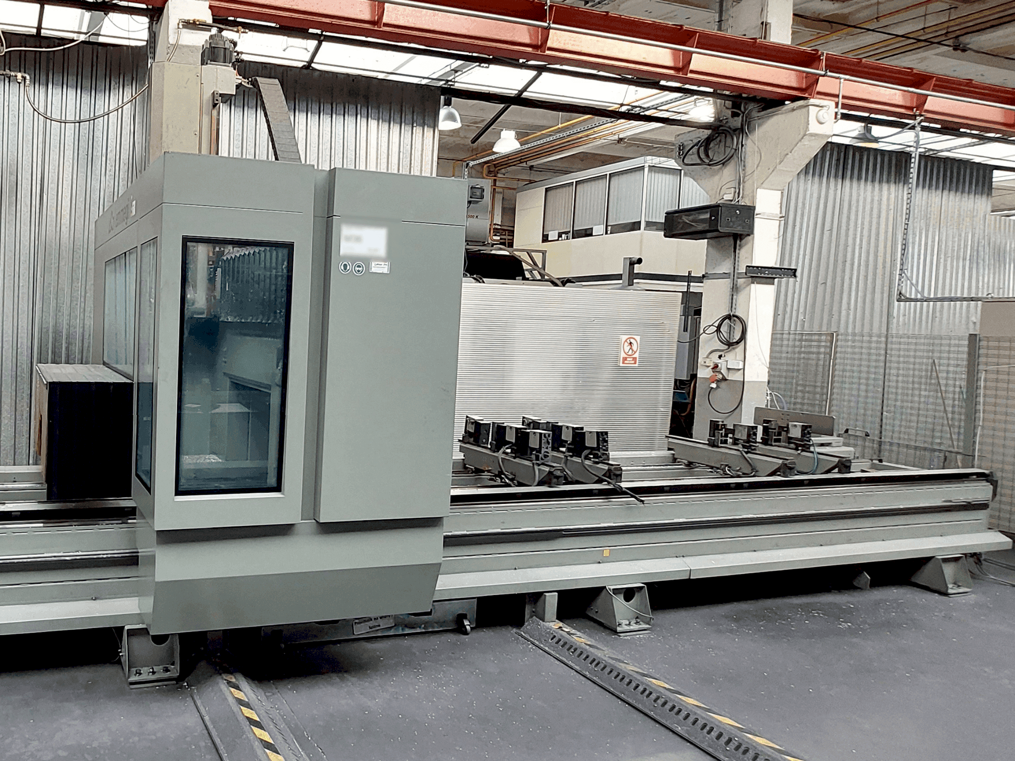 Koneen Emmegi Emmegi Diamant XL7700 etunäkymä