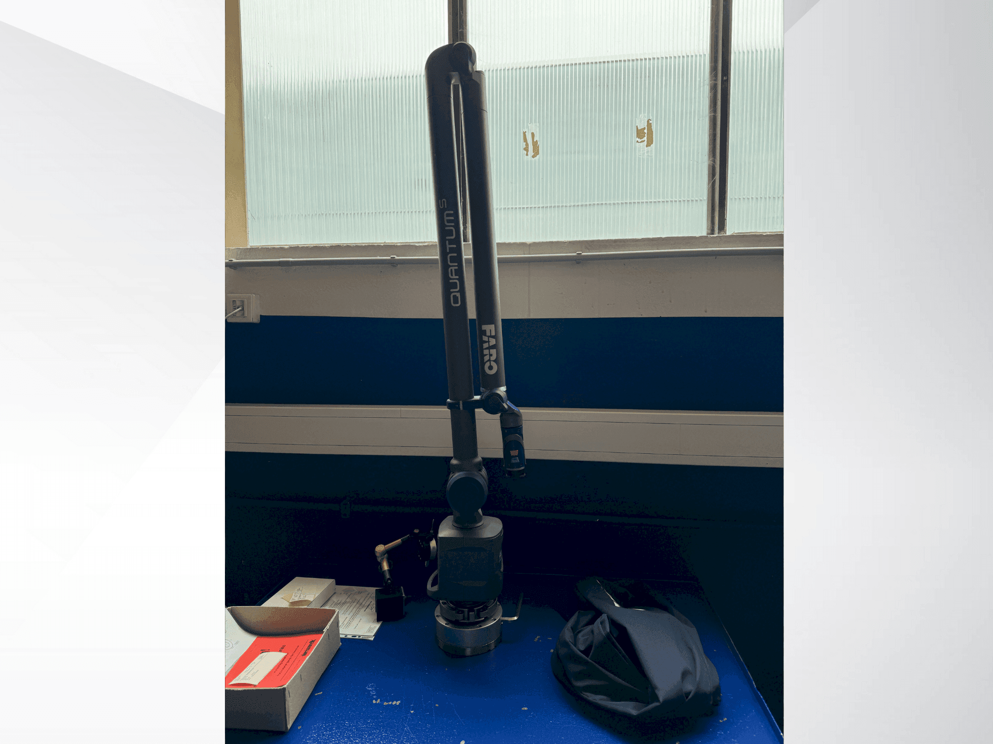 Koneen Faro 21000 etunäkymä