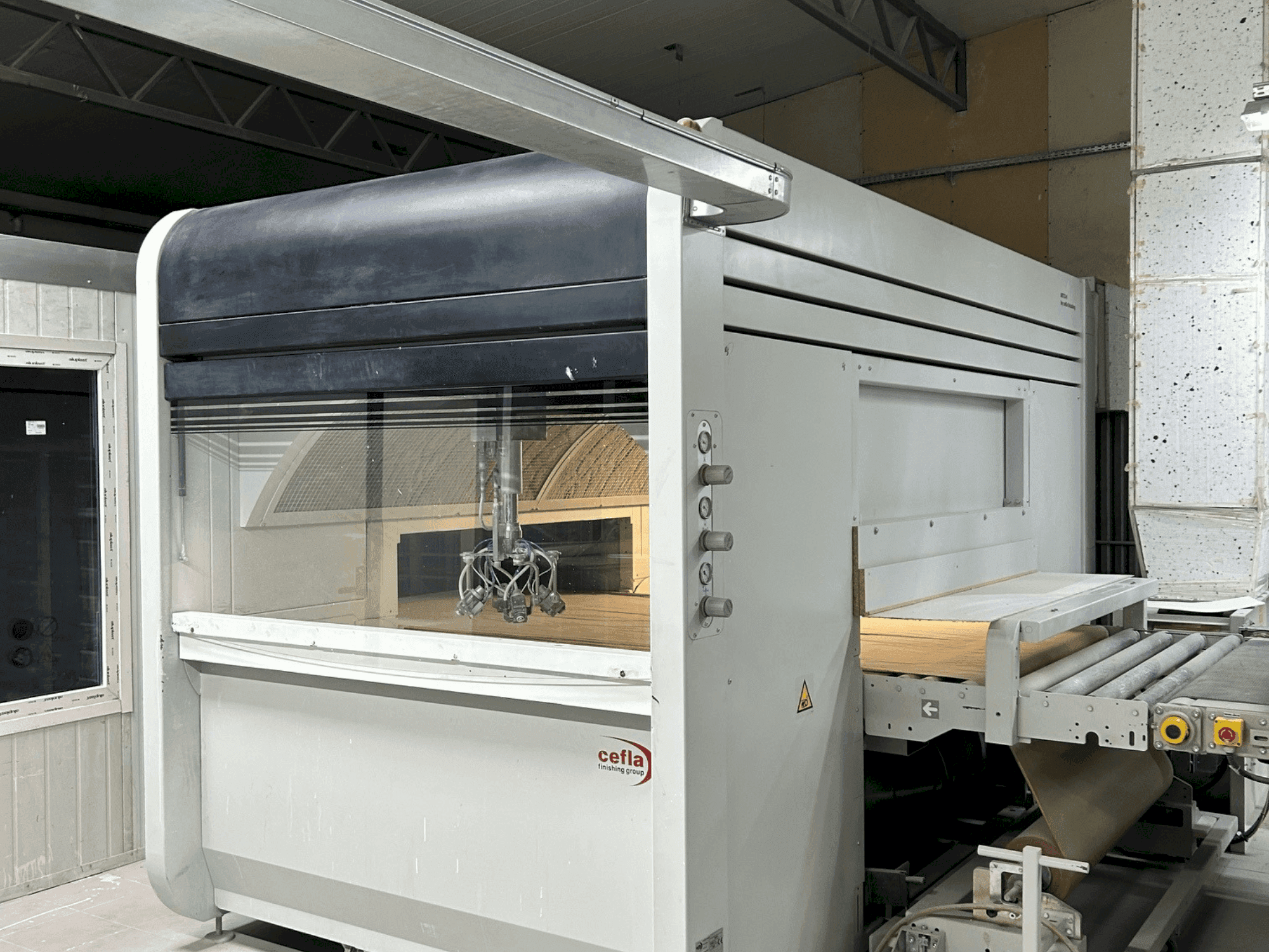 Koneen CEFLA MITO K oikea näkymä