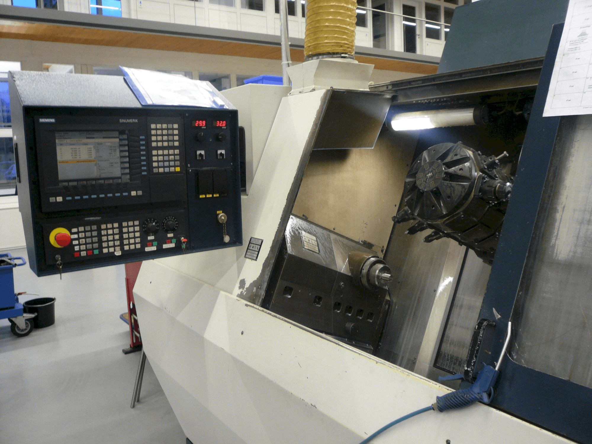 Koneen SPINNER TM etunäkymä