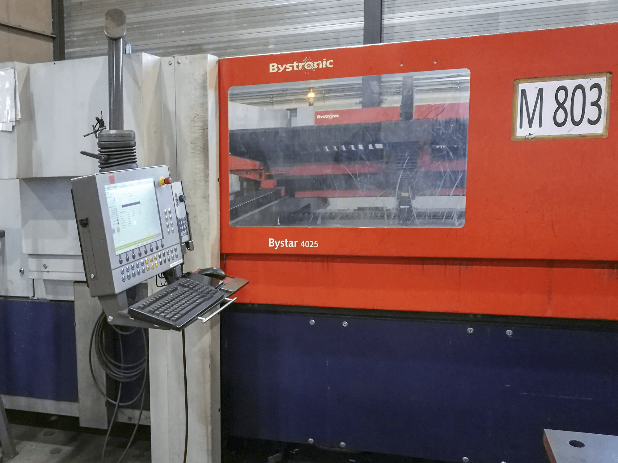 Koneen Bystronic etunäkymäBystar 4025 NT 80