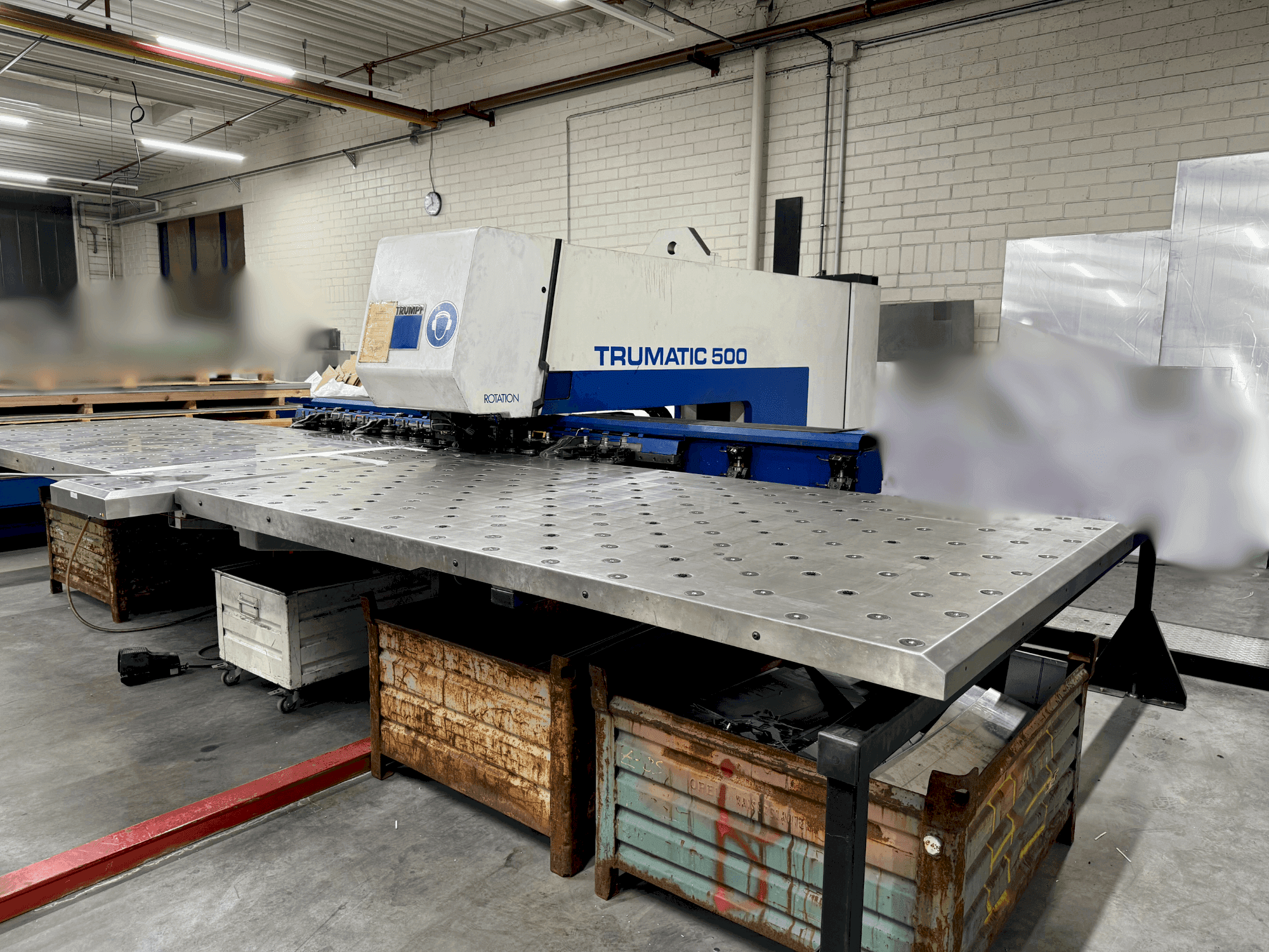 Koneen TRUMPF TRUMATIC 500 etunäkymä