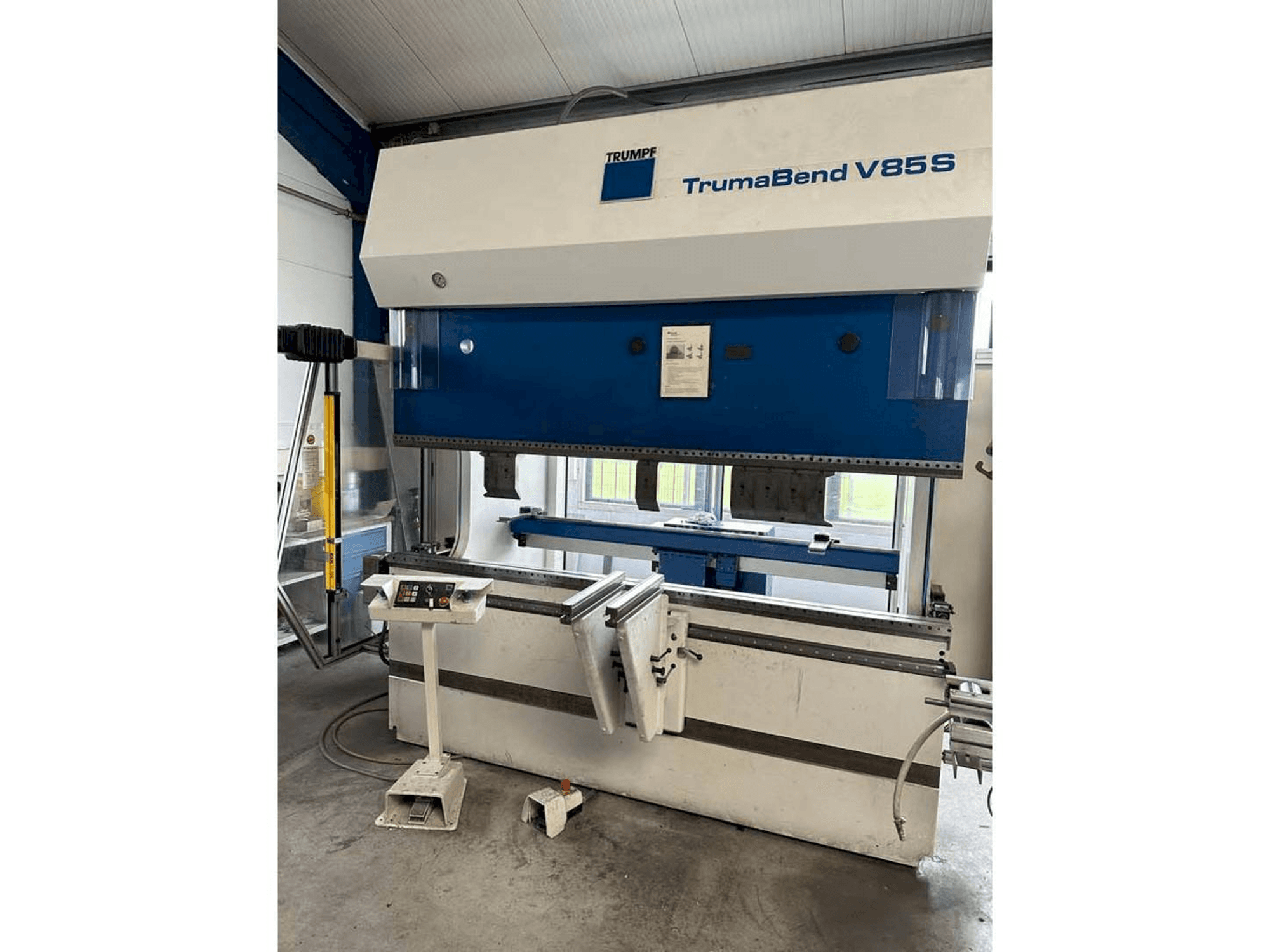 Koneen Trumpf TrumaBend V85S etunäkymä