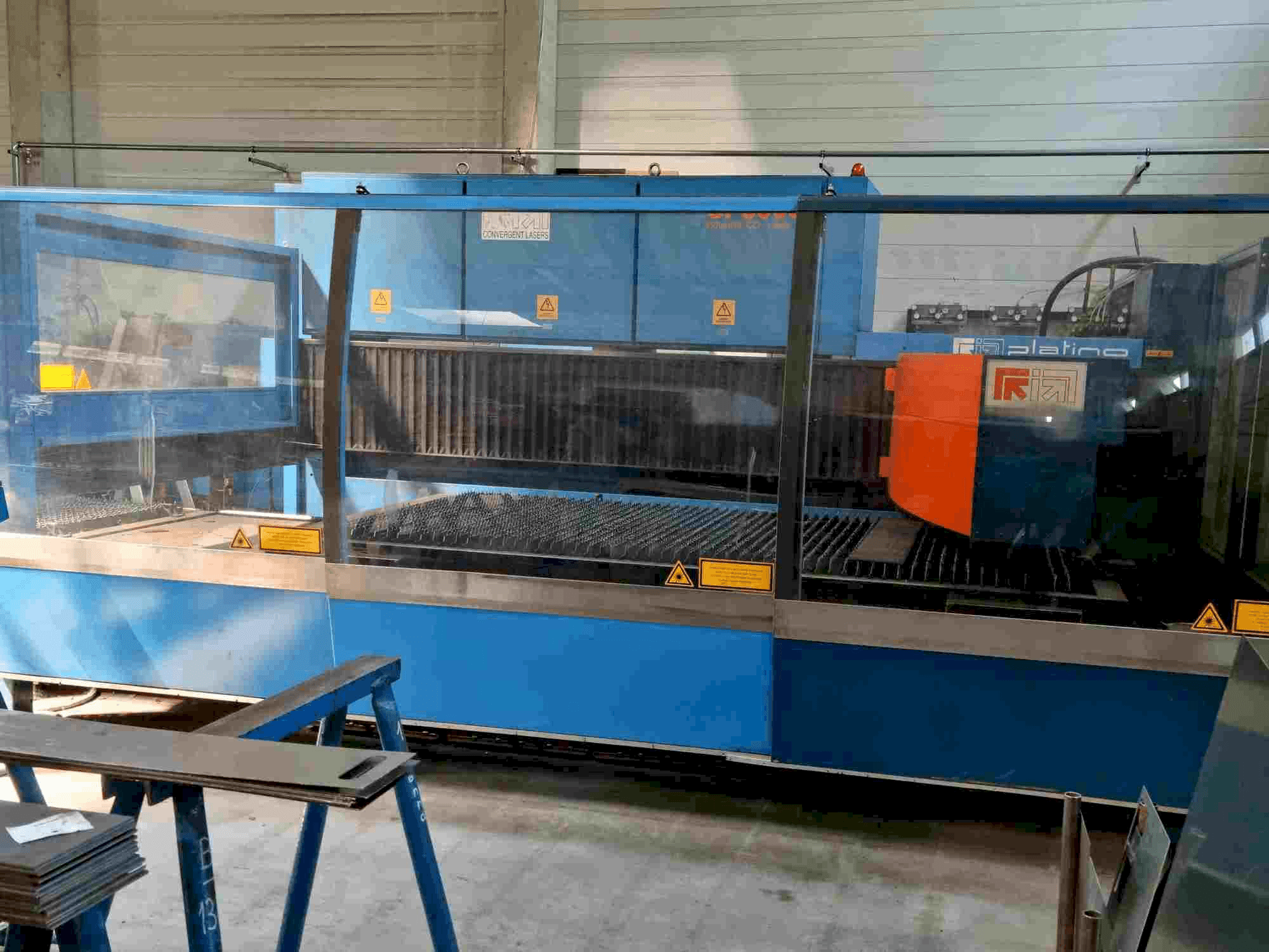 Koneen Prima Industrie Platino 1530 3kW etunäkymä