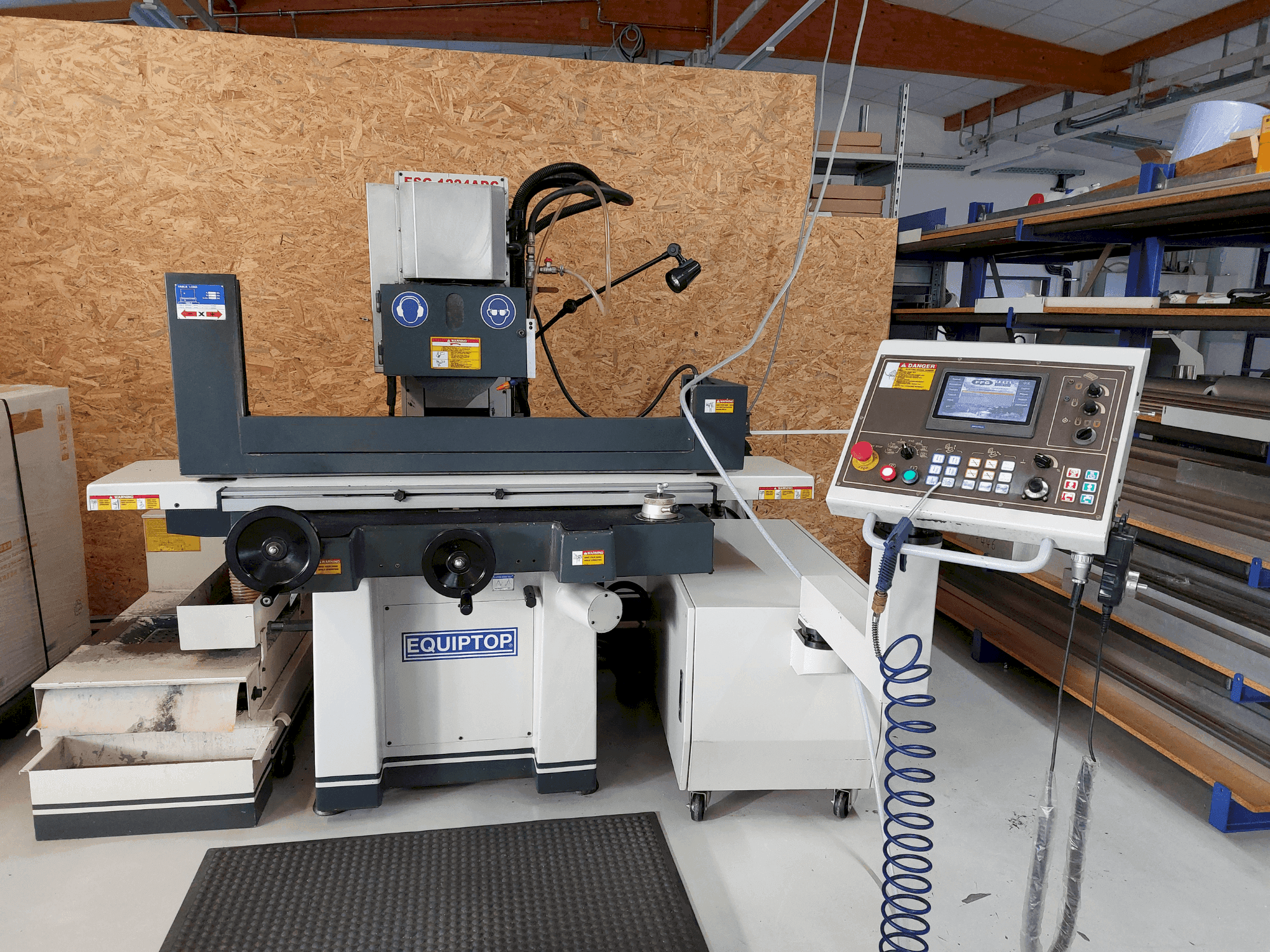 Koneen EQUIPTOP ESG-1224 ADC etunäkymä