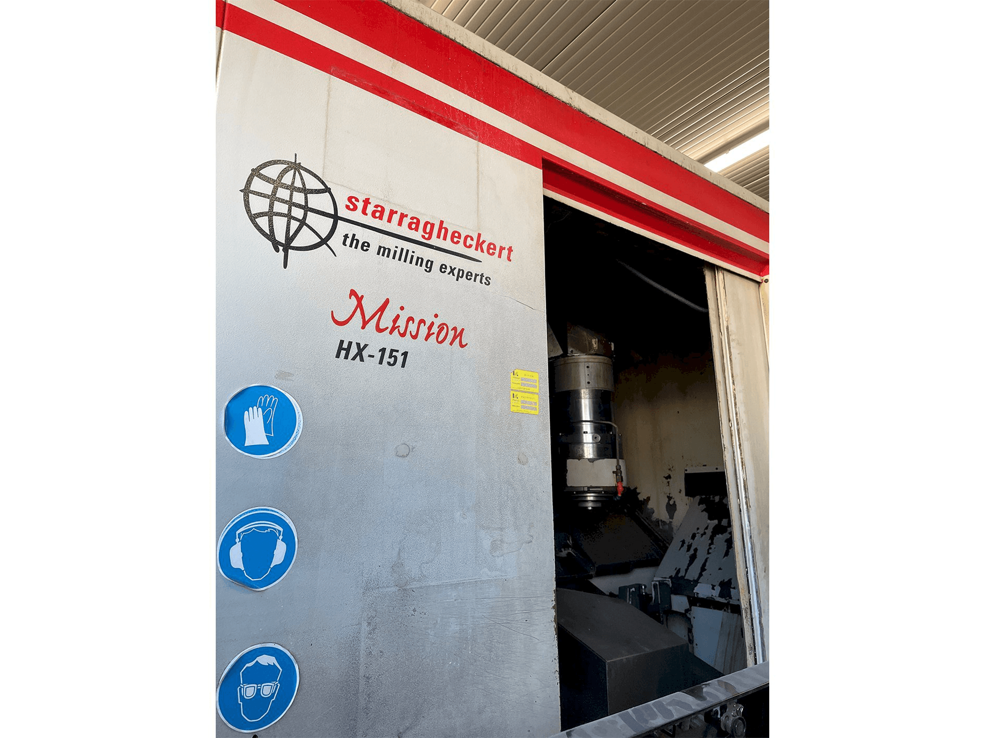 Koneen Starrag HX 151 (2004) etunäkymä