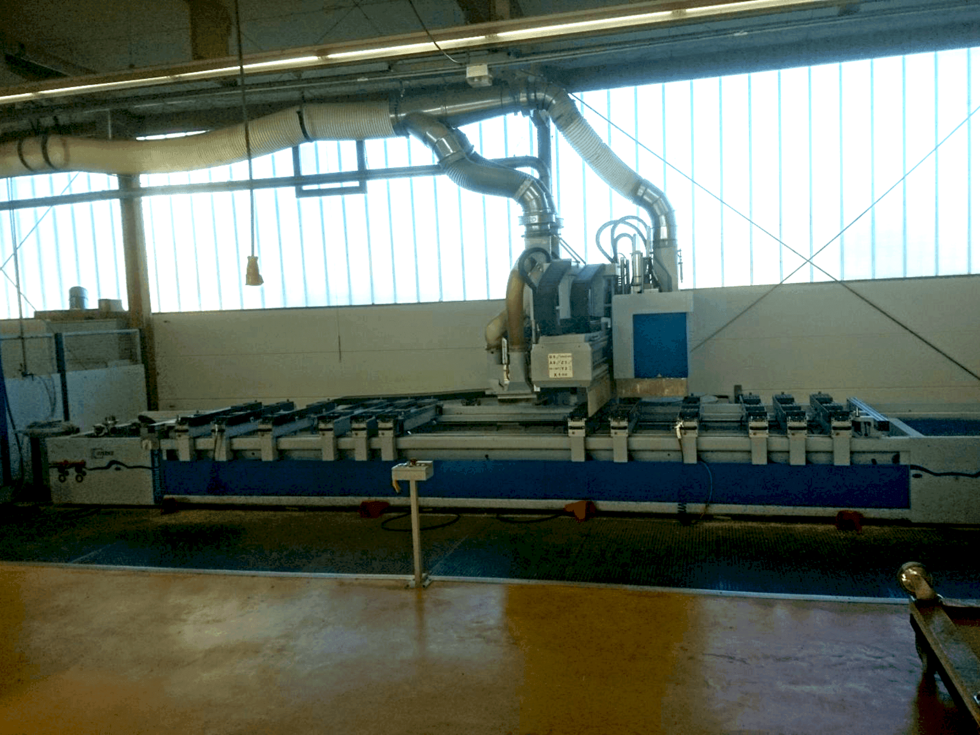 Koneen Weeke Optimat BHC 655 etunäkymä