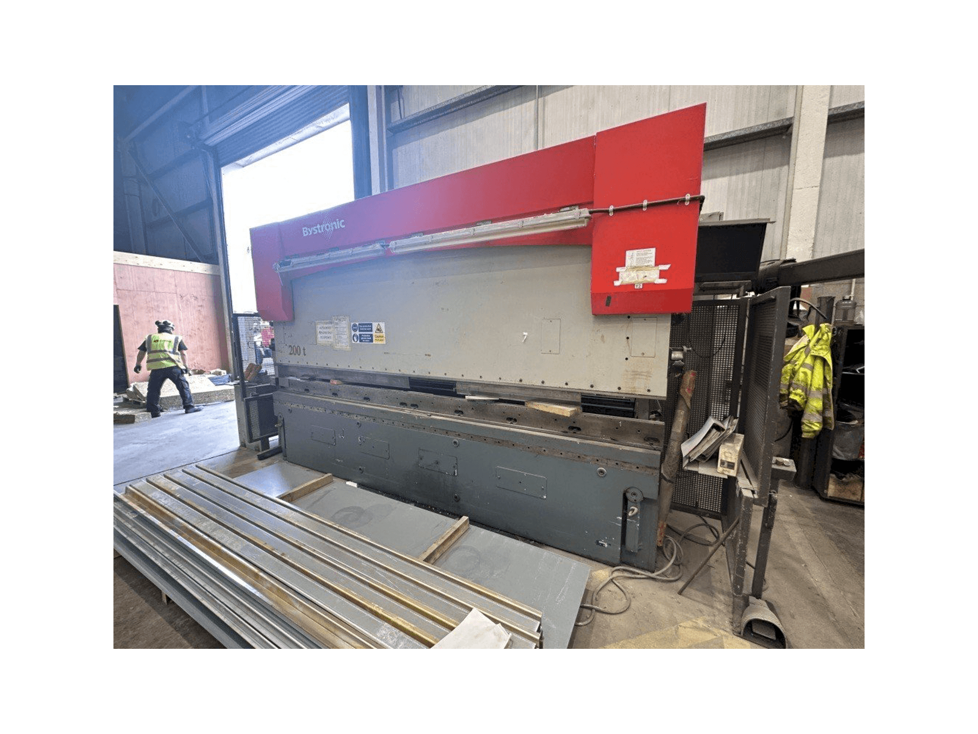 Koneen Bystronic PR 200 x 4100 etunäkymä
