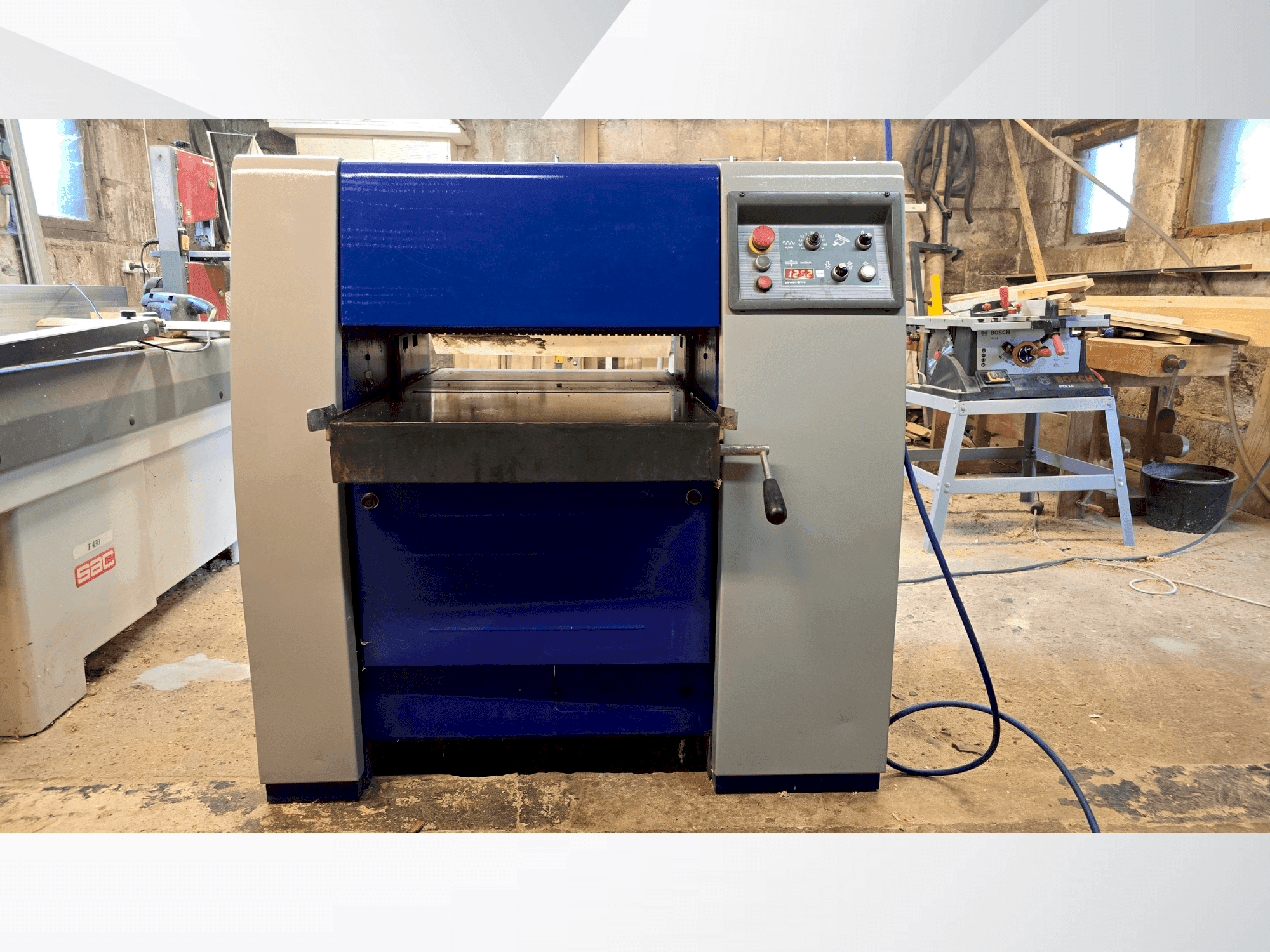 Koneen FELDER Format4 Exact 63 etunäkymä