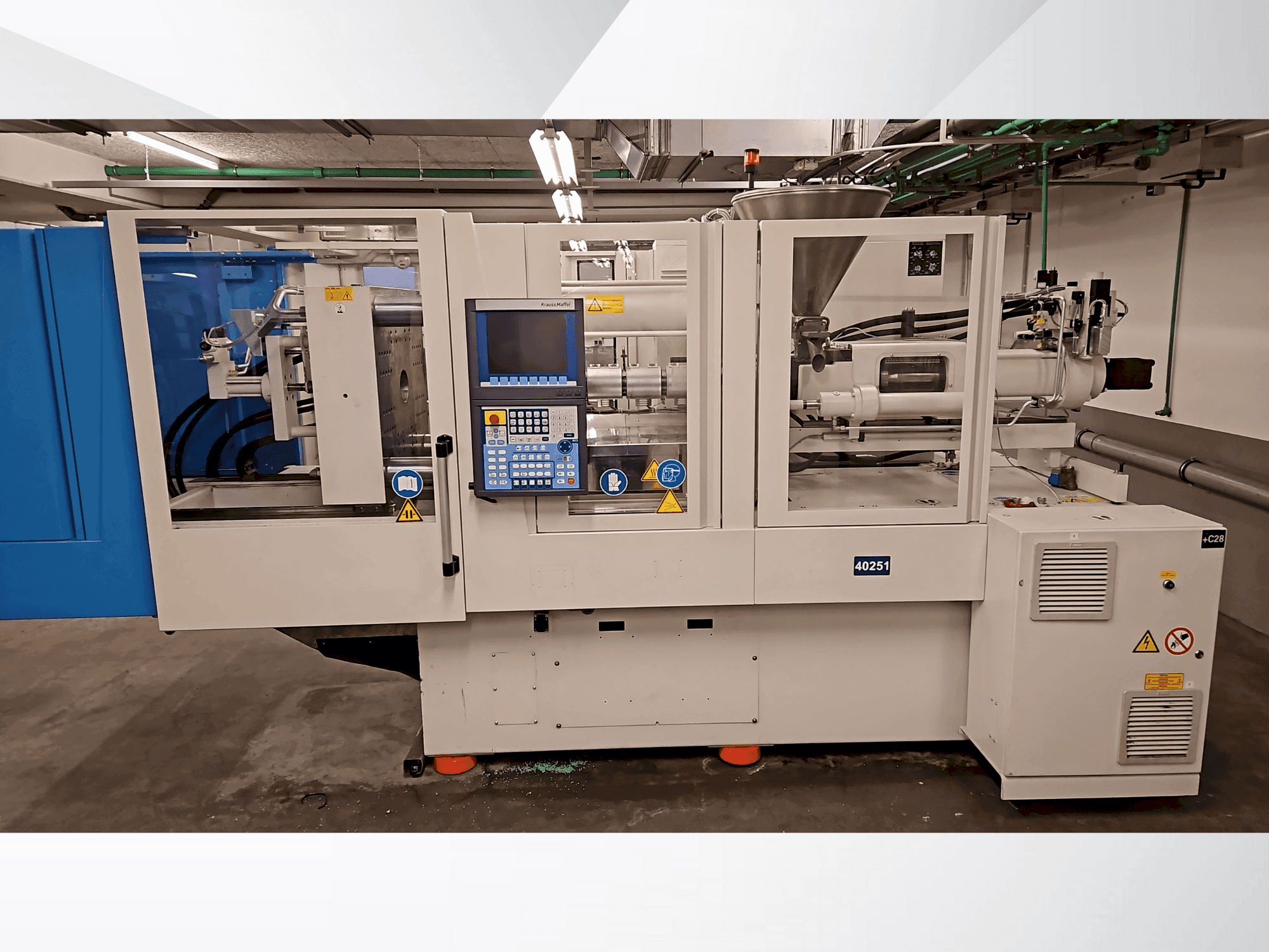 Koneen Krauss Maffei 110-750 CX etunäkymä