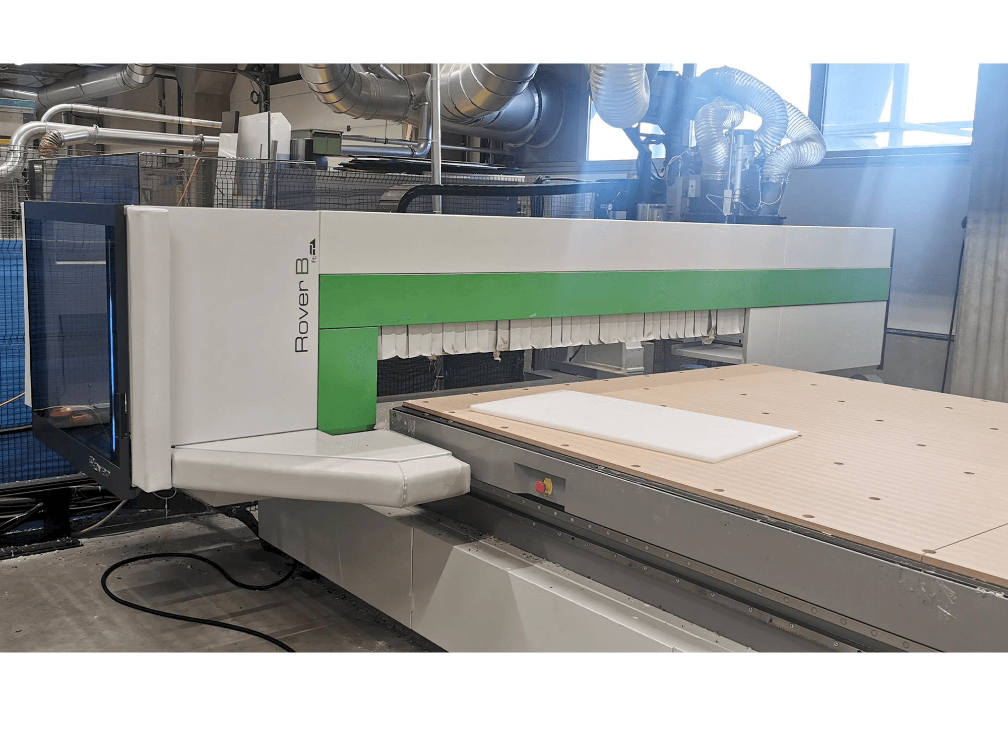 Koneen BIESSE ROVER B FT 2264 etunäkymä