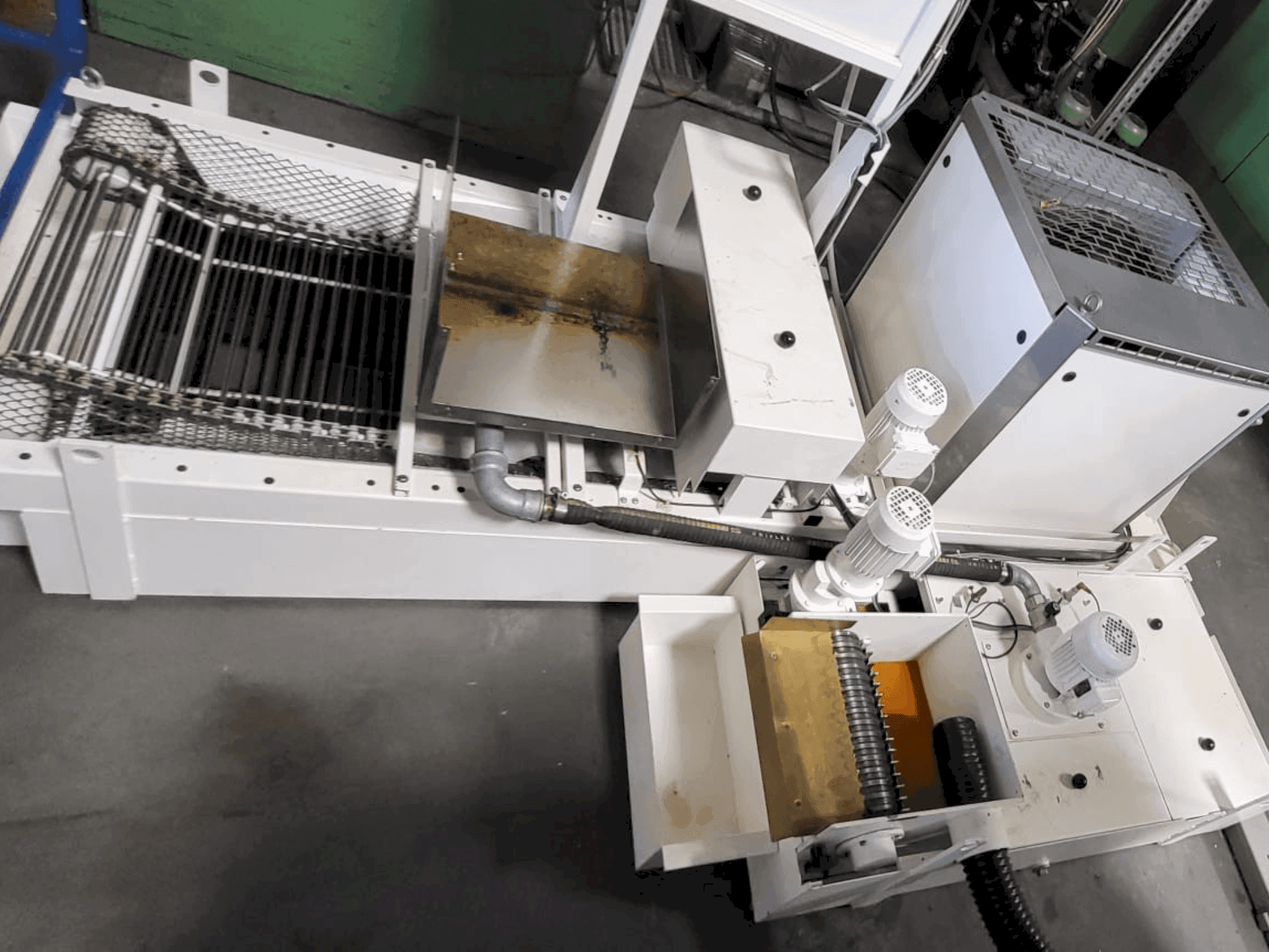 Koneen VOUMARD VM 110 CNC T etunäkymä