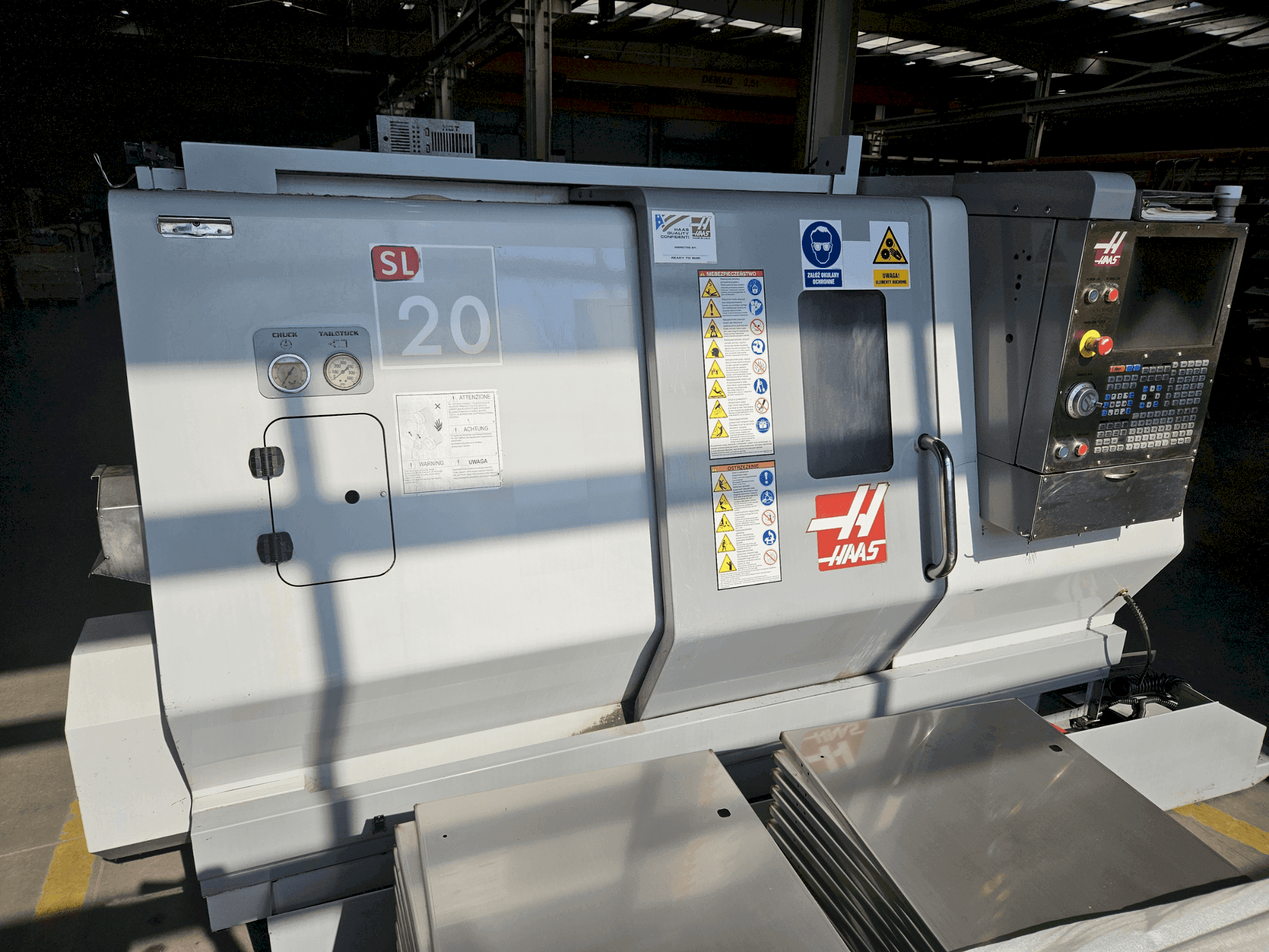 Koneen HAAS SL-20 TBHE etunäkymä
