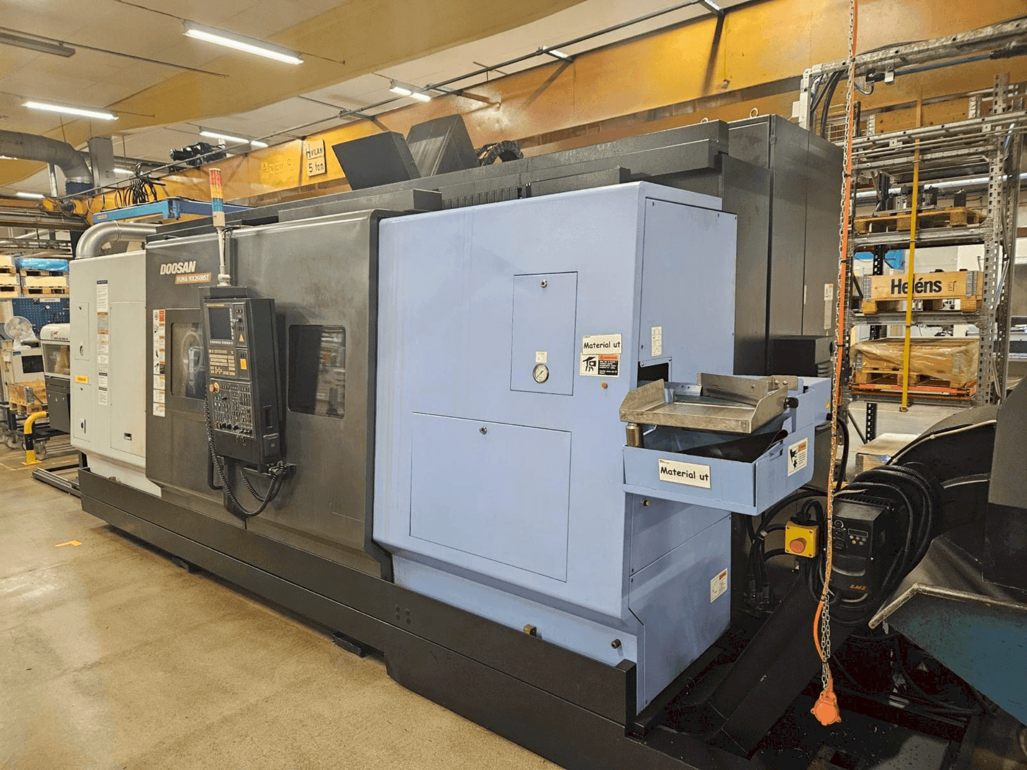 Koneen DOOSAN Puma MX2600ST (2013) etunäkymä