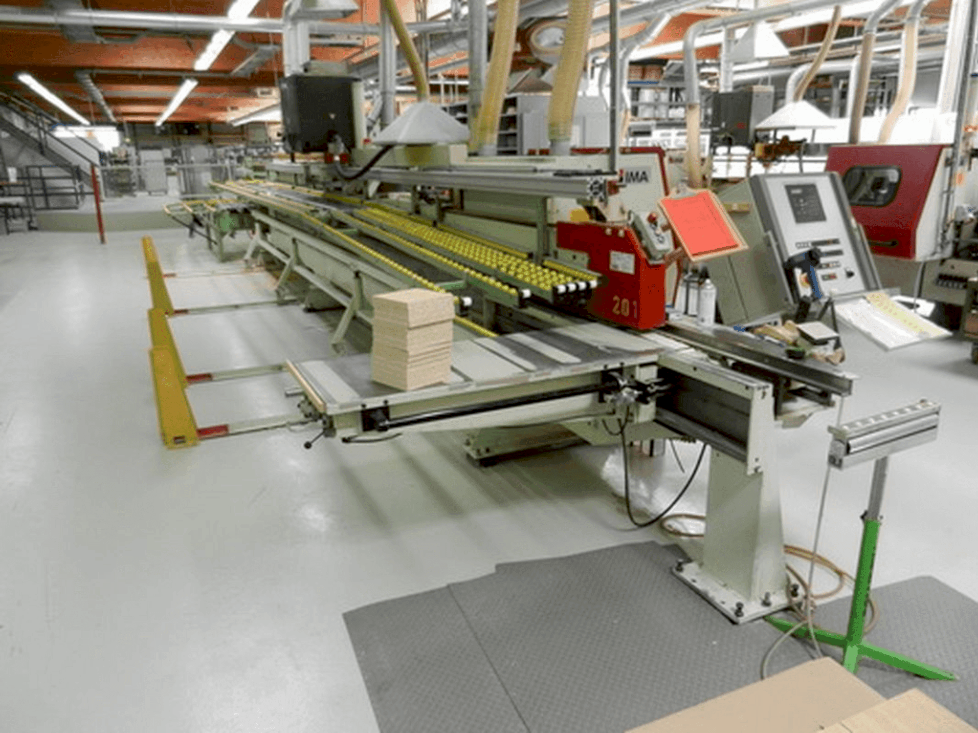 Koneen LIGMATECH ZHR 15/XX/RE etunäkymä