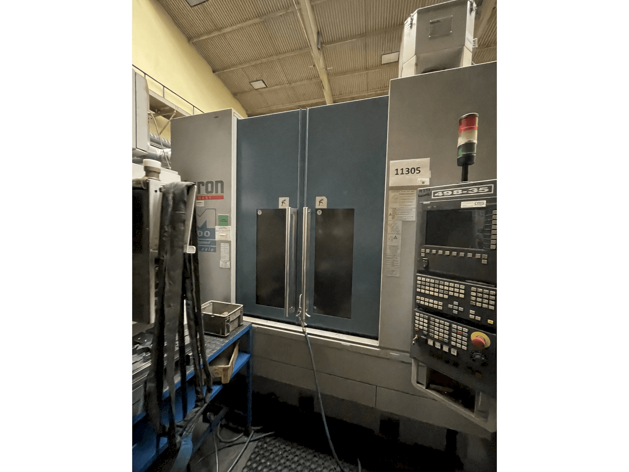 Koneen CHIRON MILL FA 800 etunäkymä