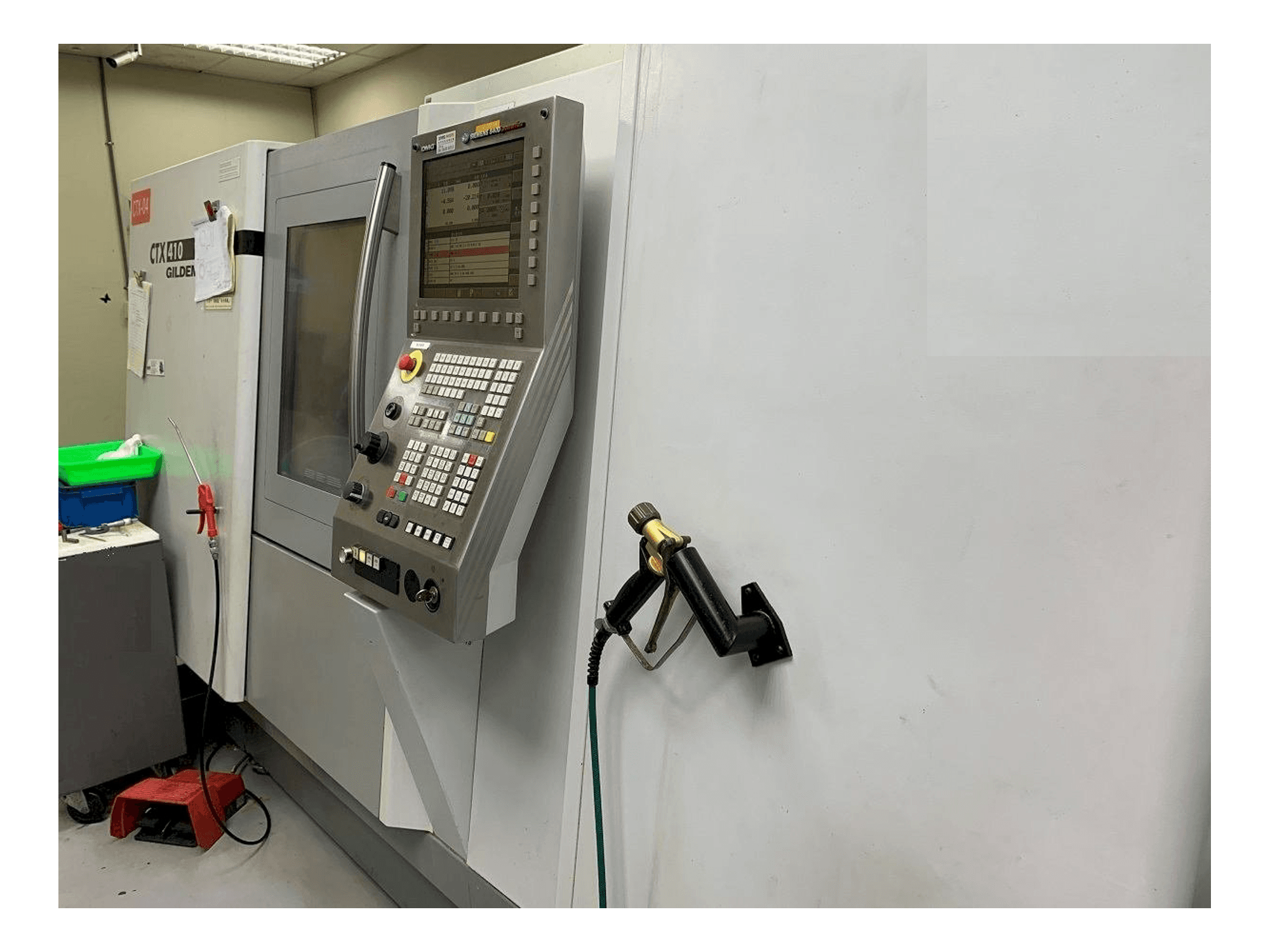 Koneen Gildemeister CTX 410V6 etunäkymä