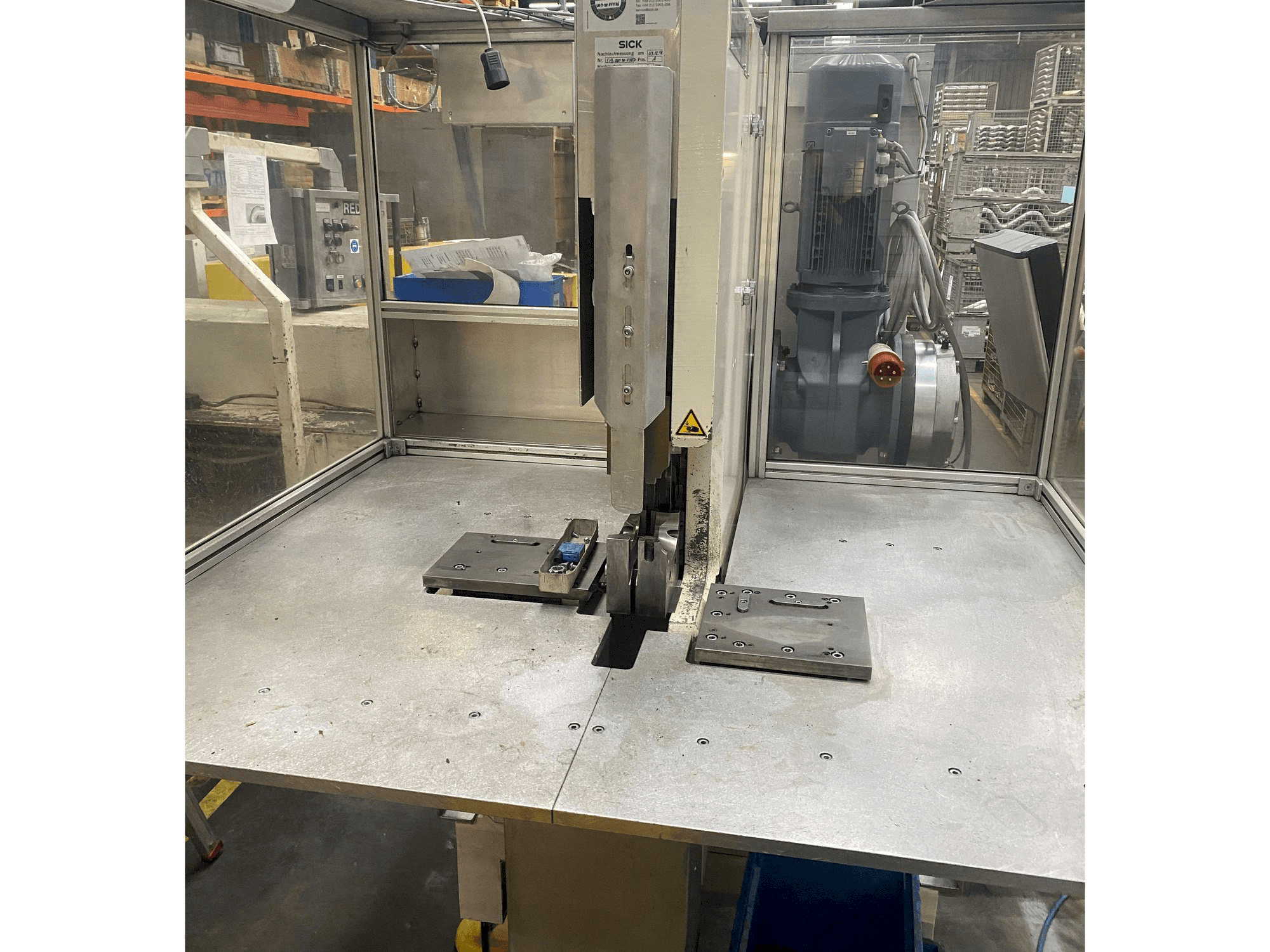 Koneen Schmidt und Remmert EMT80-2-F01 etunäkymä