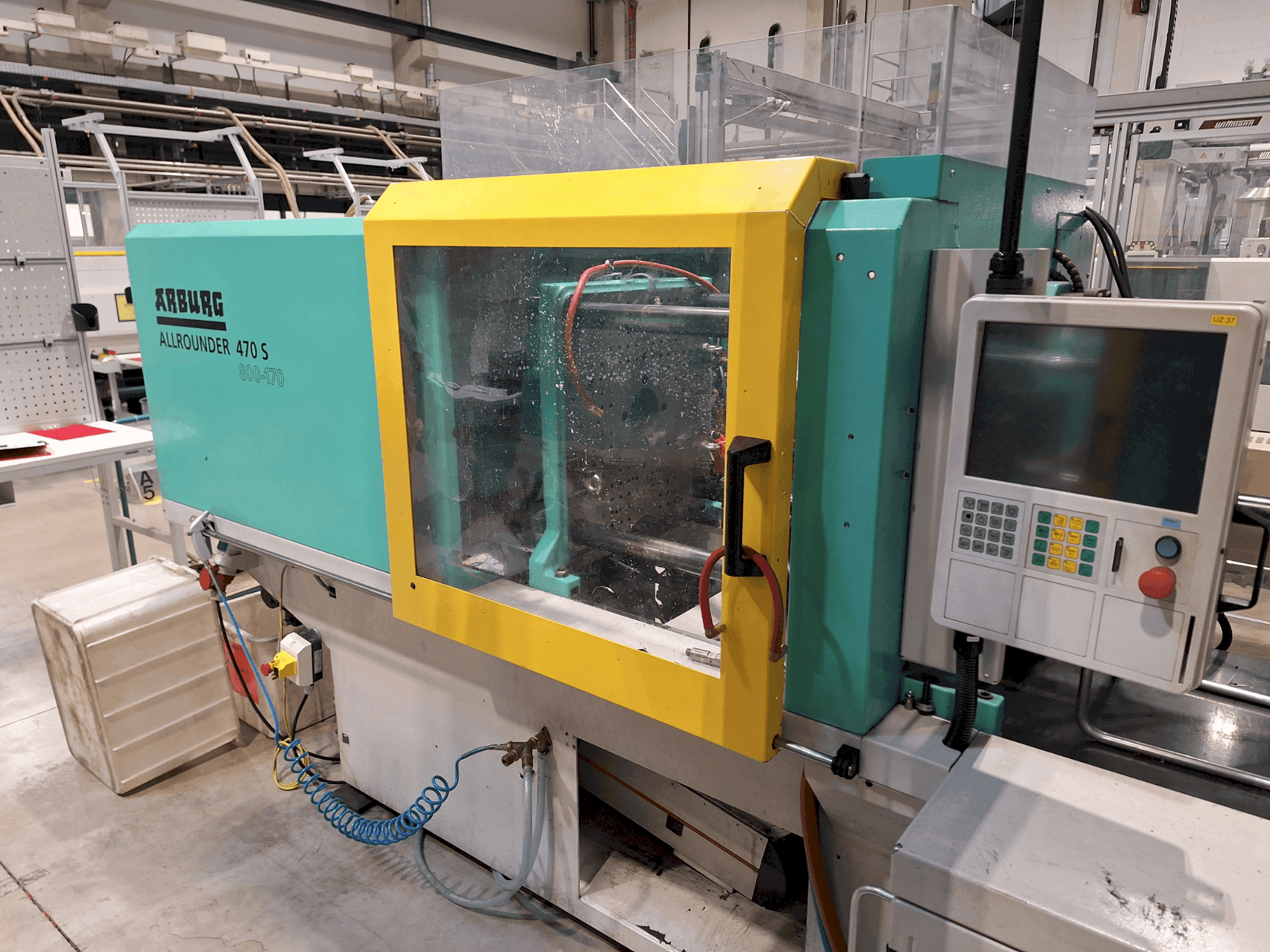 Koneen Arburg 470 S 800-170 etunäkymä