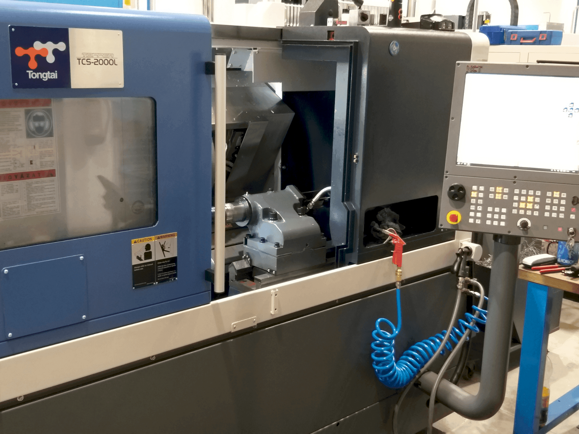 Koneen Tongtai TCS2000LDT etunäkymä