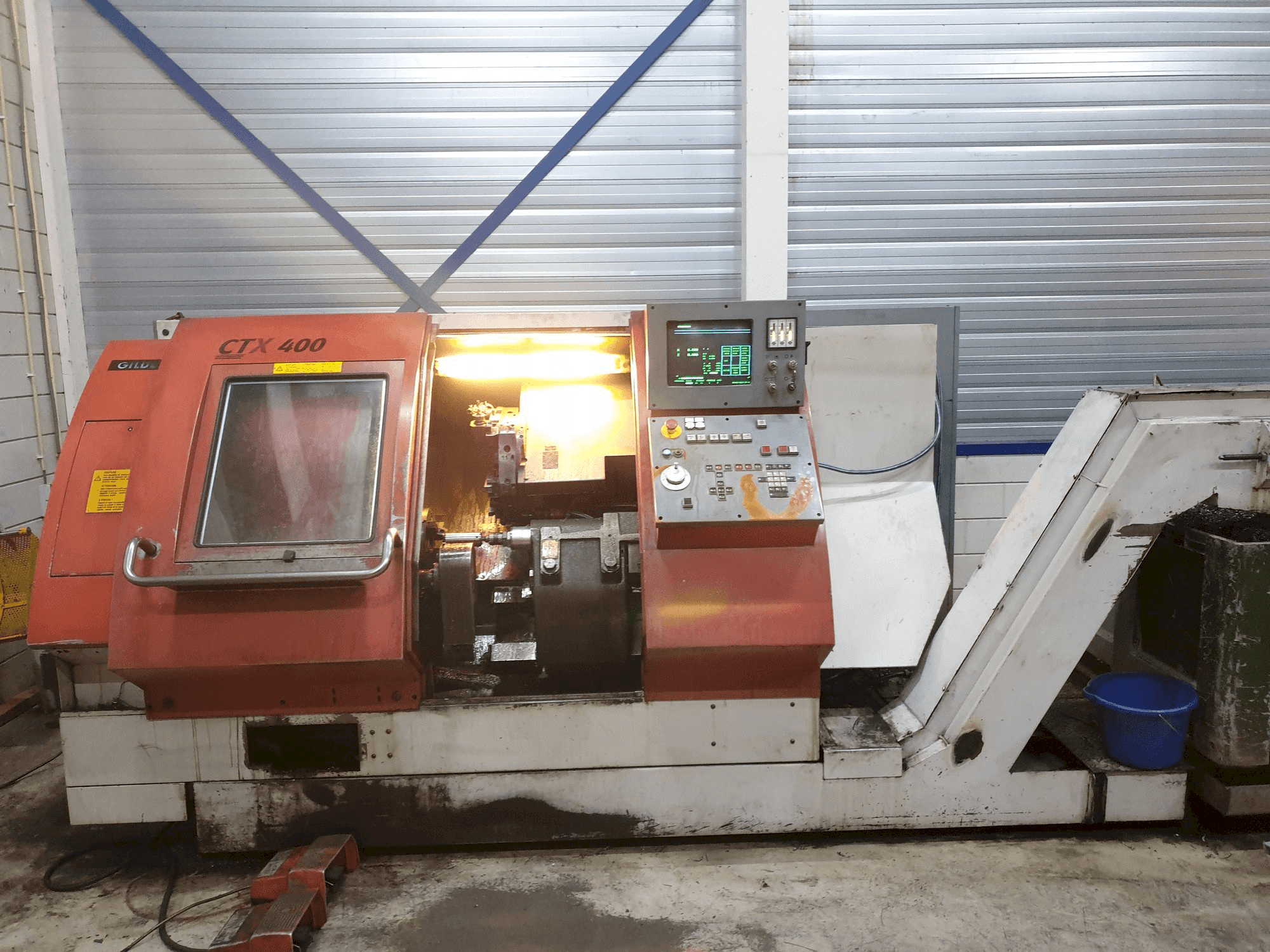 Koneen Gildemeister CTX 400 etunäkymä