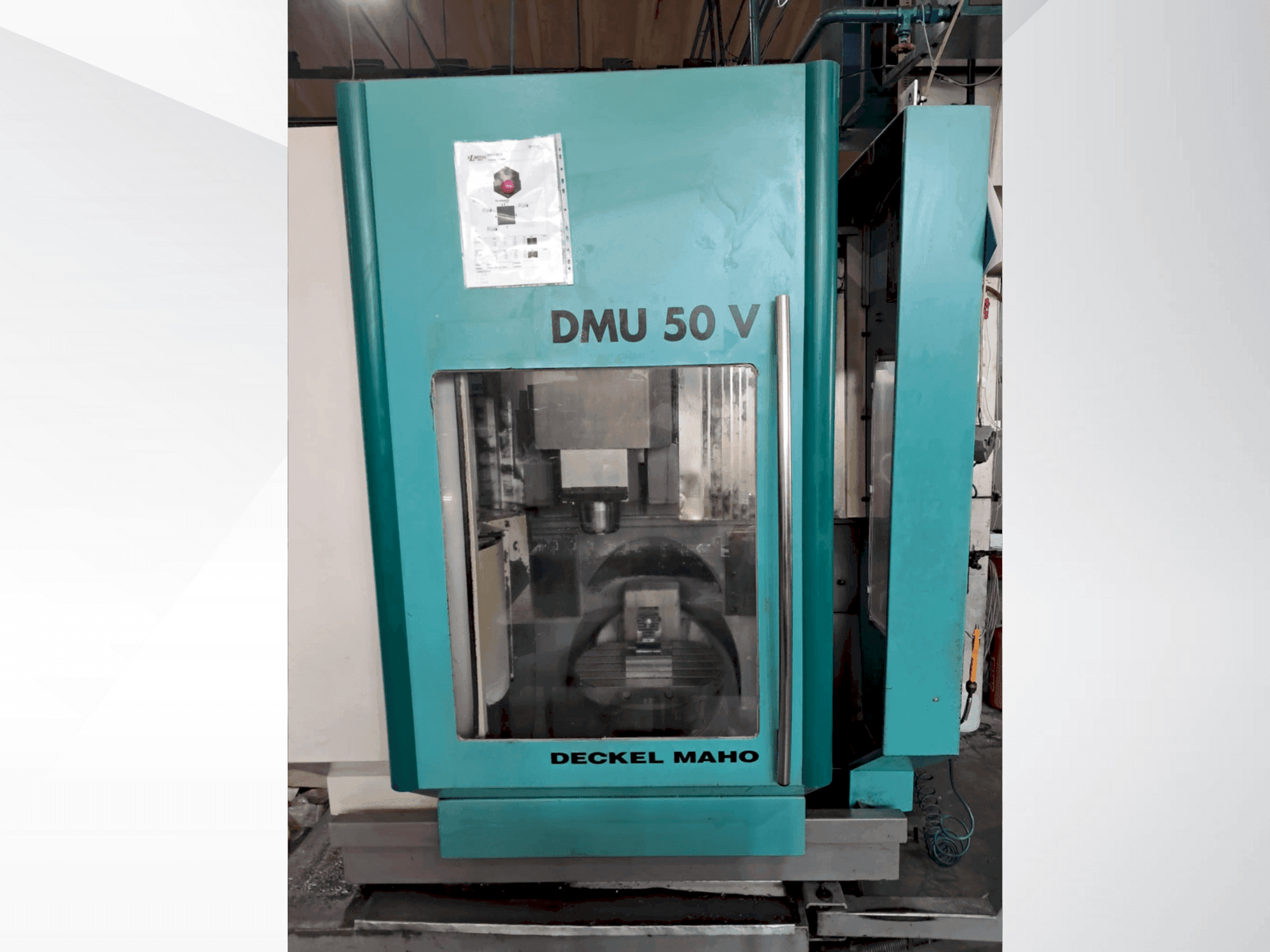 Koneen DECKEL MAHO DMU 50V etunäkymä