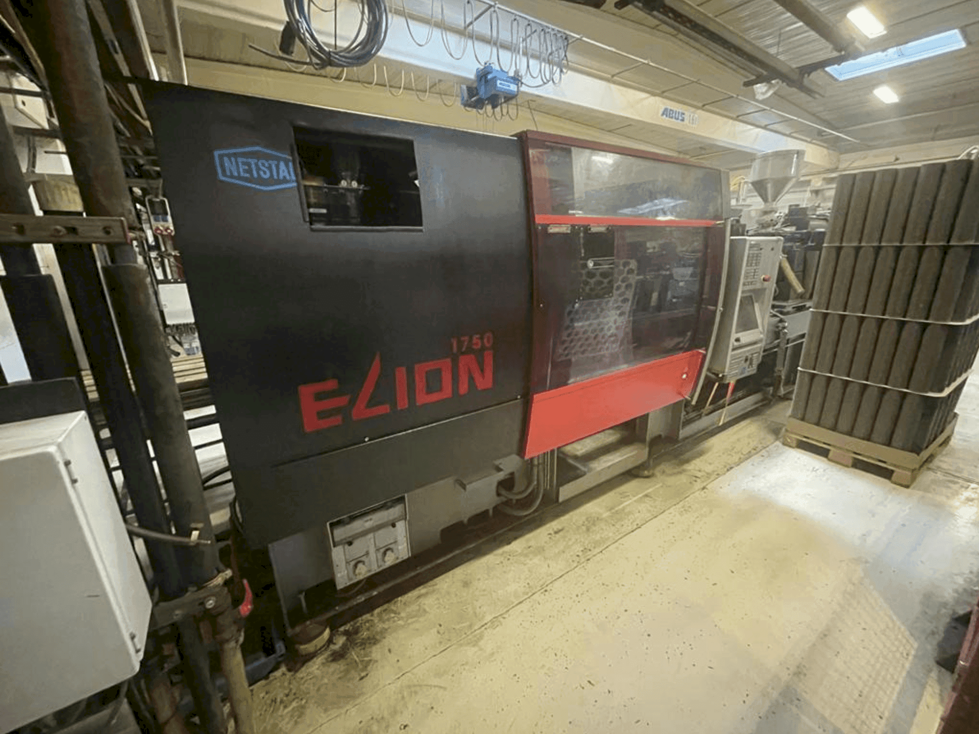 Koneen Netstal Elion 1750-840 etunäkymä