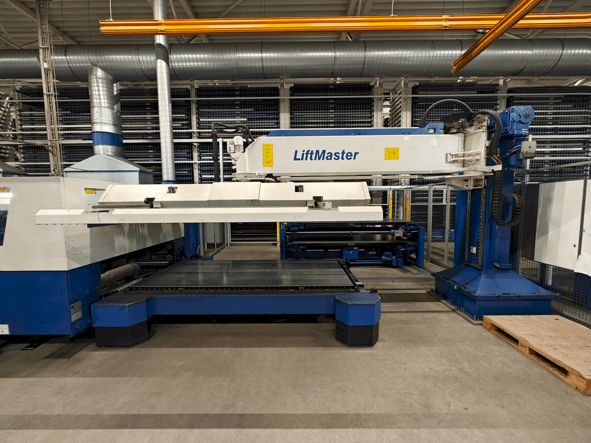 Koneen TRUMPF Trumatic L3050 etunäkymä