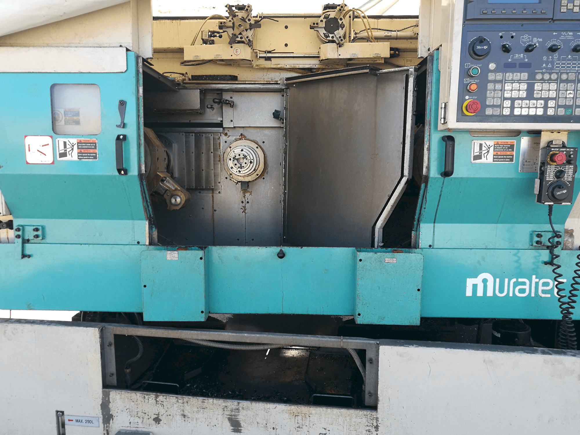 Koneen MURATA etunäkymä Muratec MW 200