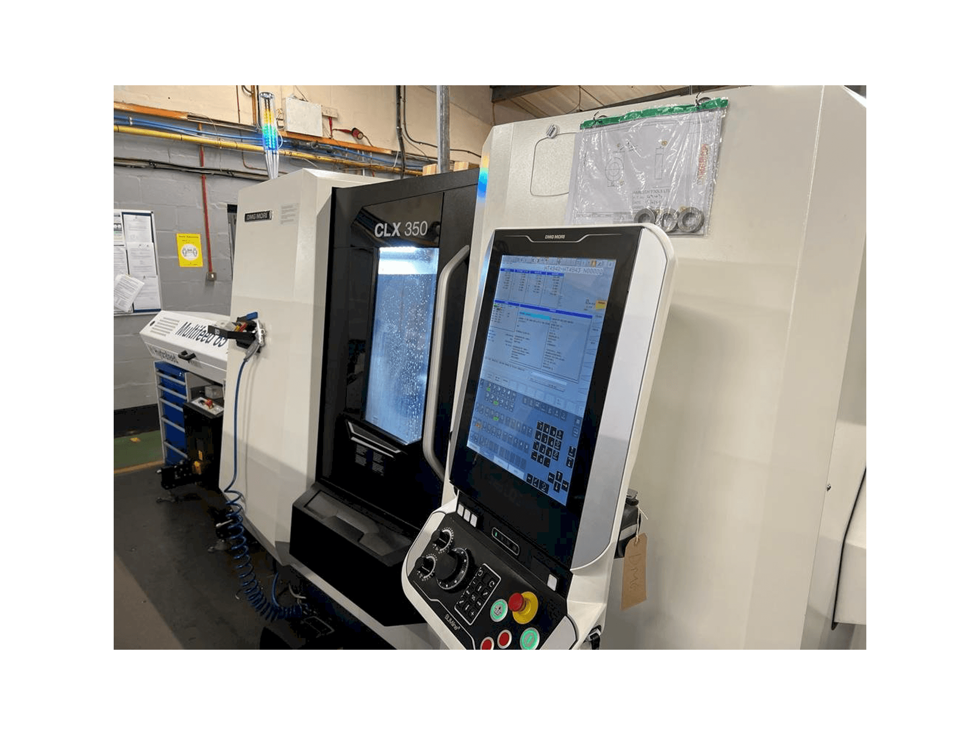 Koneen DMG MORI CLX 350 etunäkymä