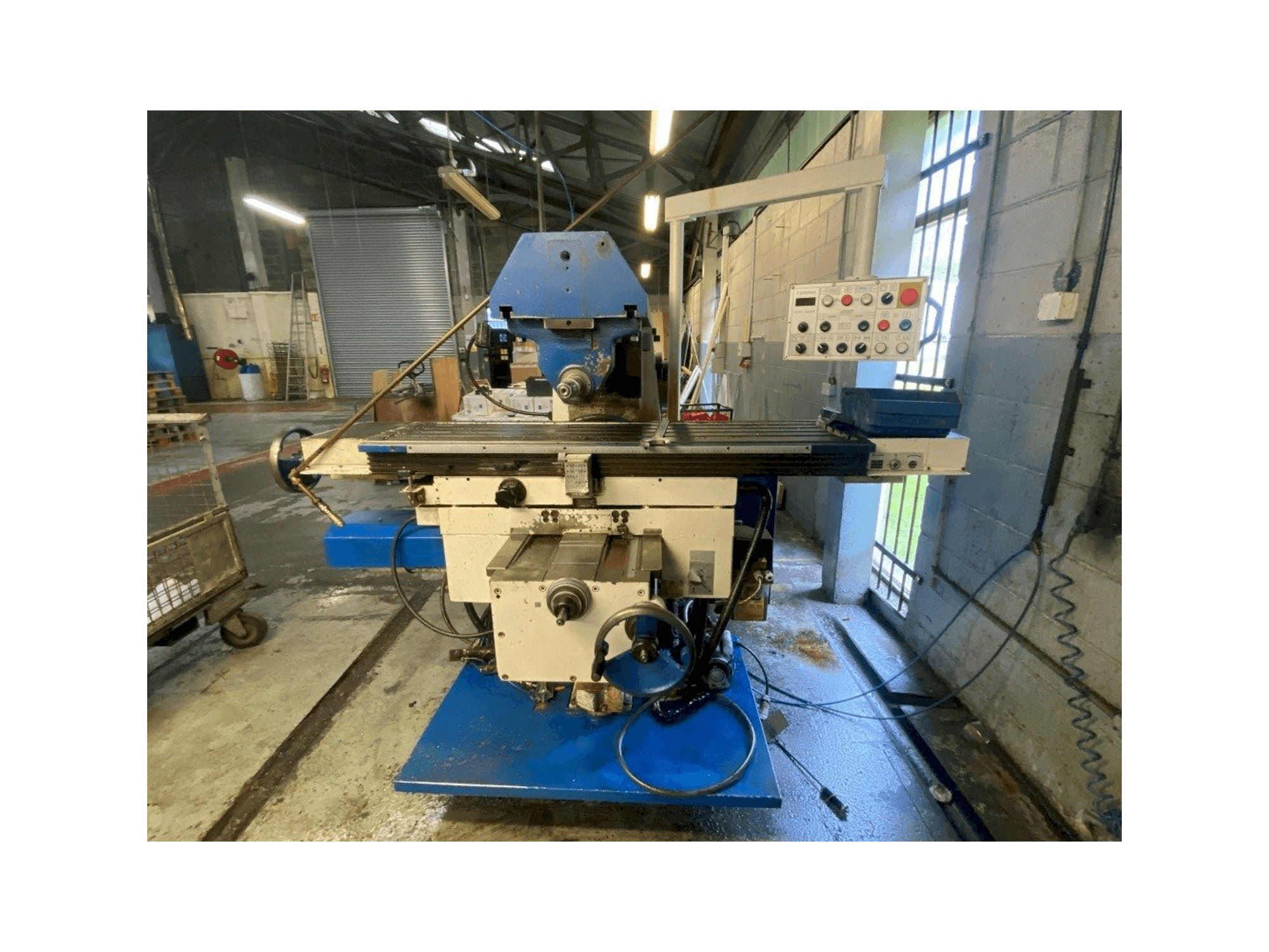 Koneen TOS Olomouc FGU 32 etunäkymä