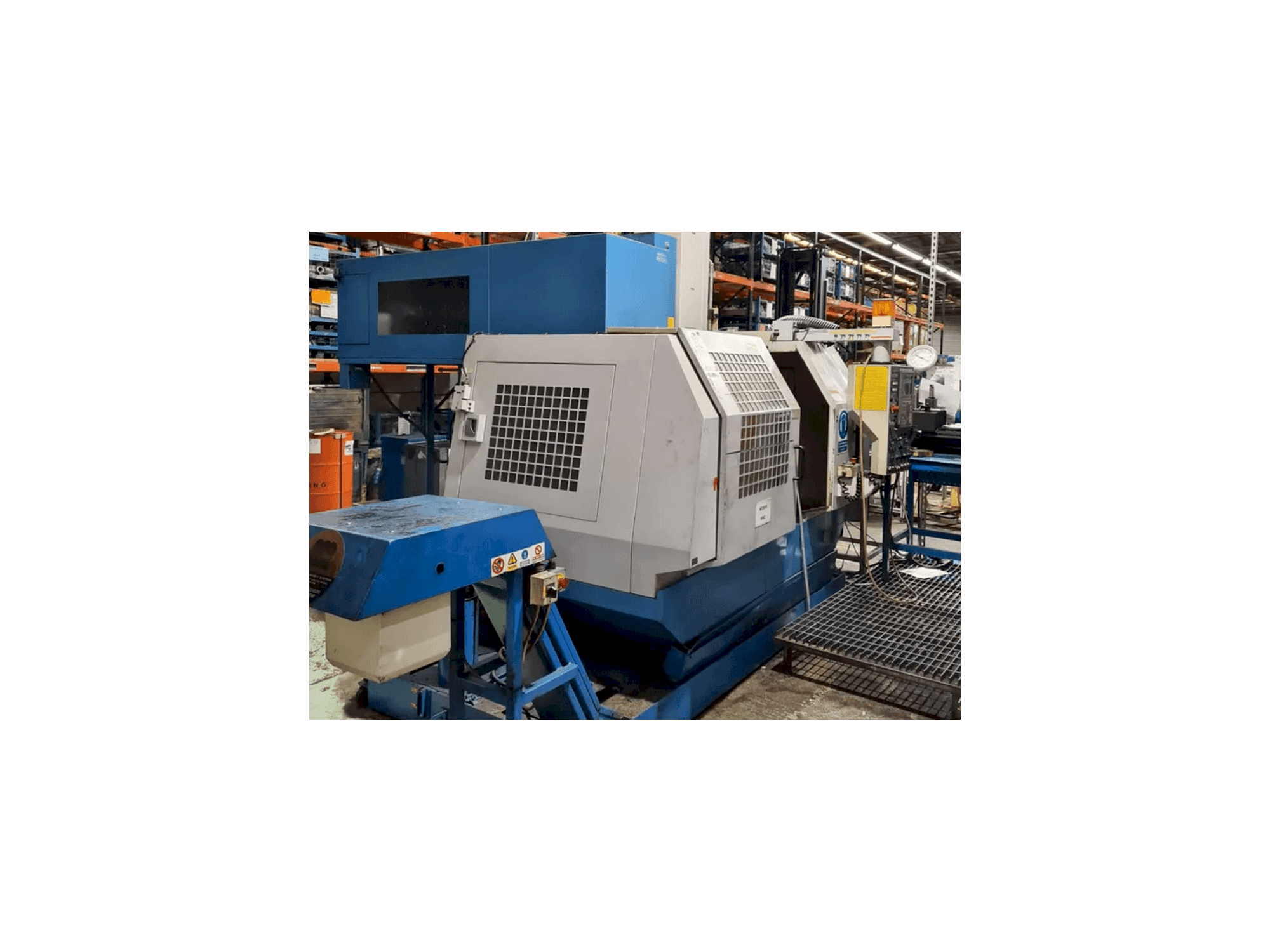 Koneen Matsuura MC-800VF etunäkymä