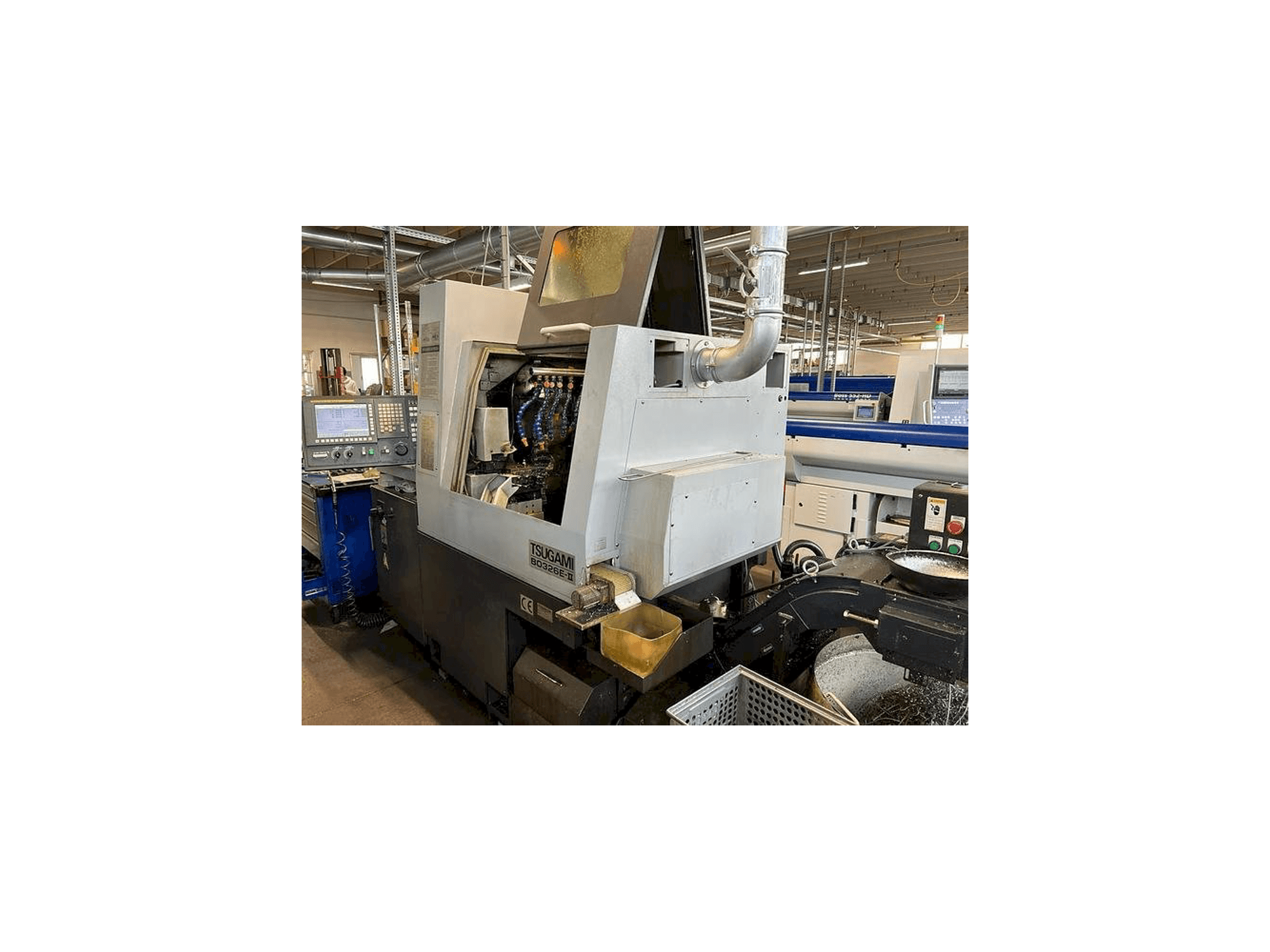 Koneen TSUGAMI B0326E-II etunäkymä