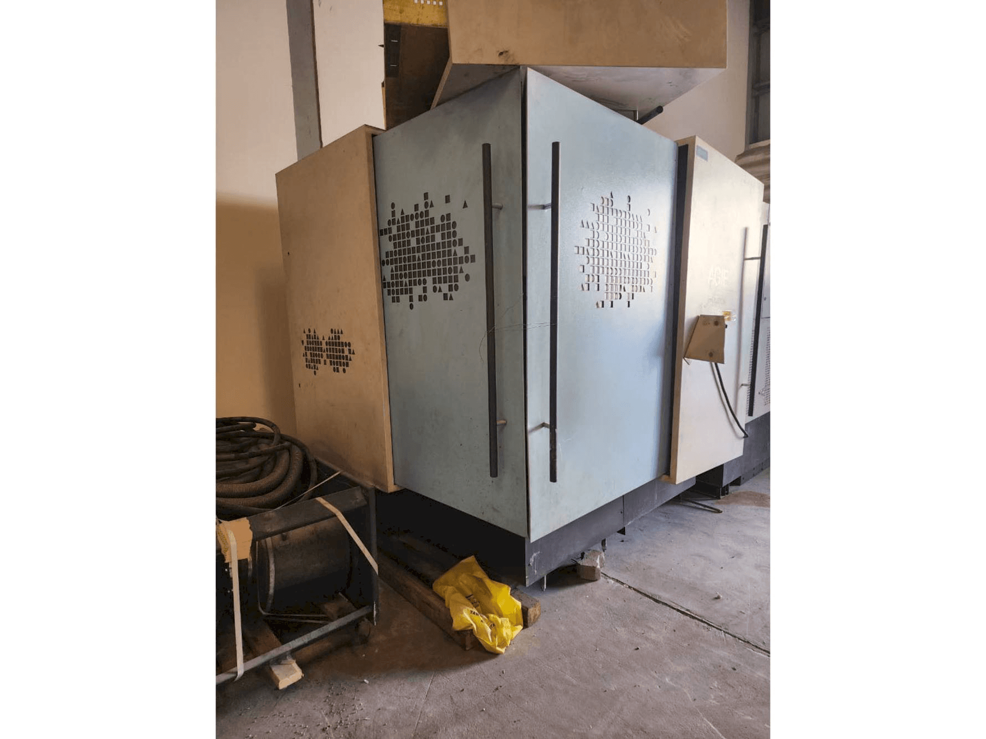 Koneen AGIE Challenge 2 etunäkymä