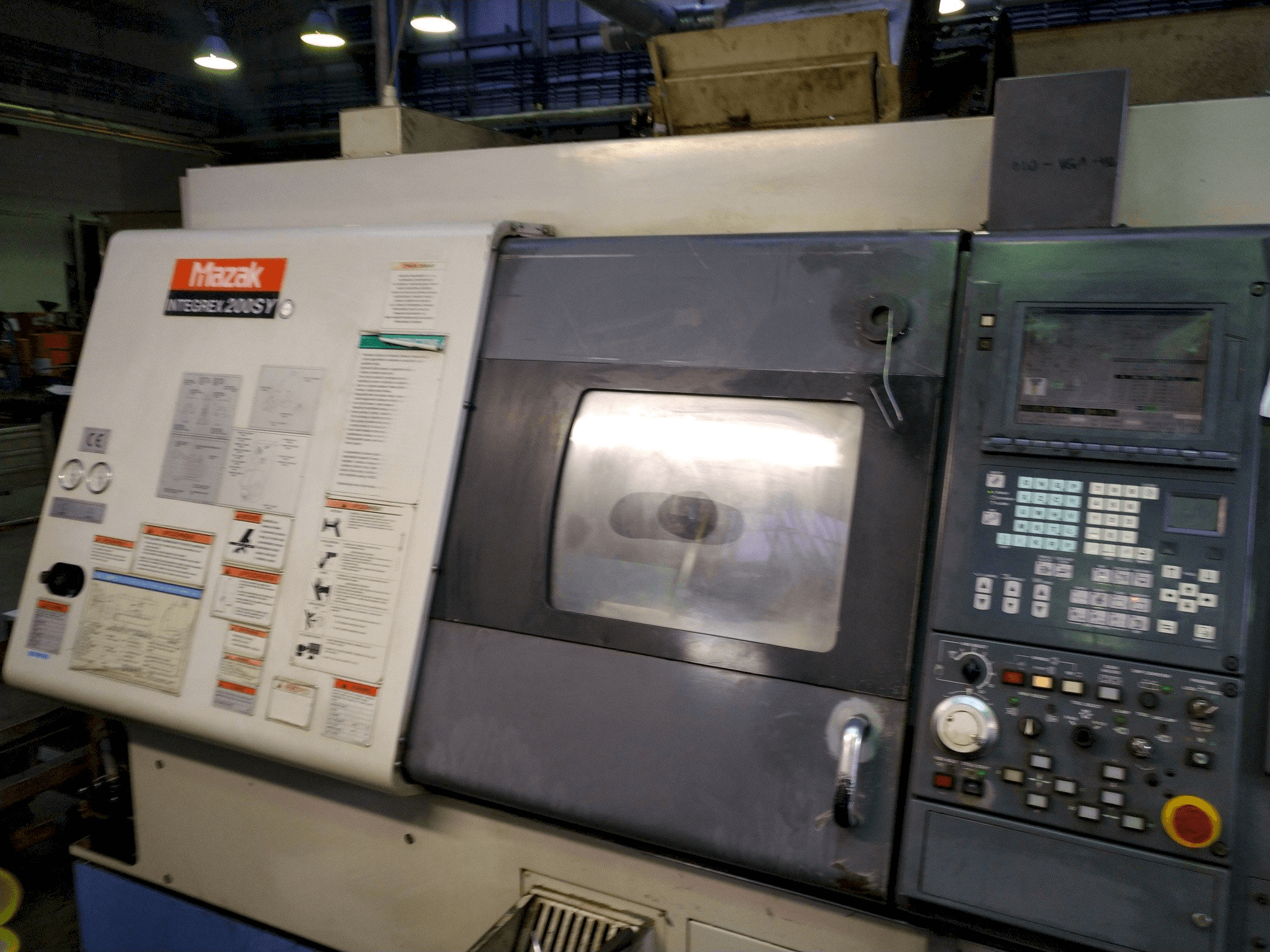 Koneen Mazak INTEGREX 200 SY etunäkymä