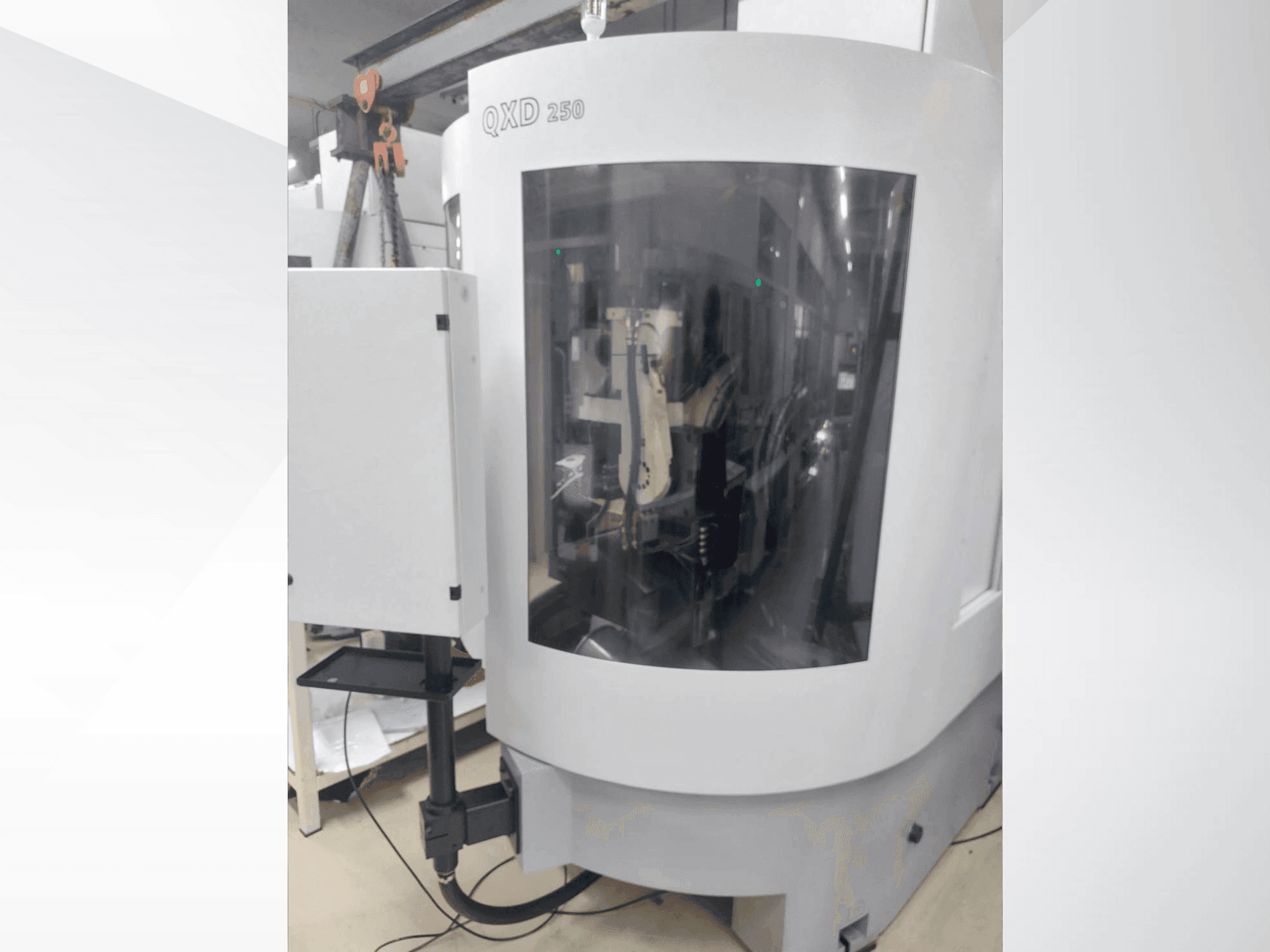 Koneen VOLLMER QXD 250 etunäkymä