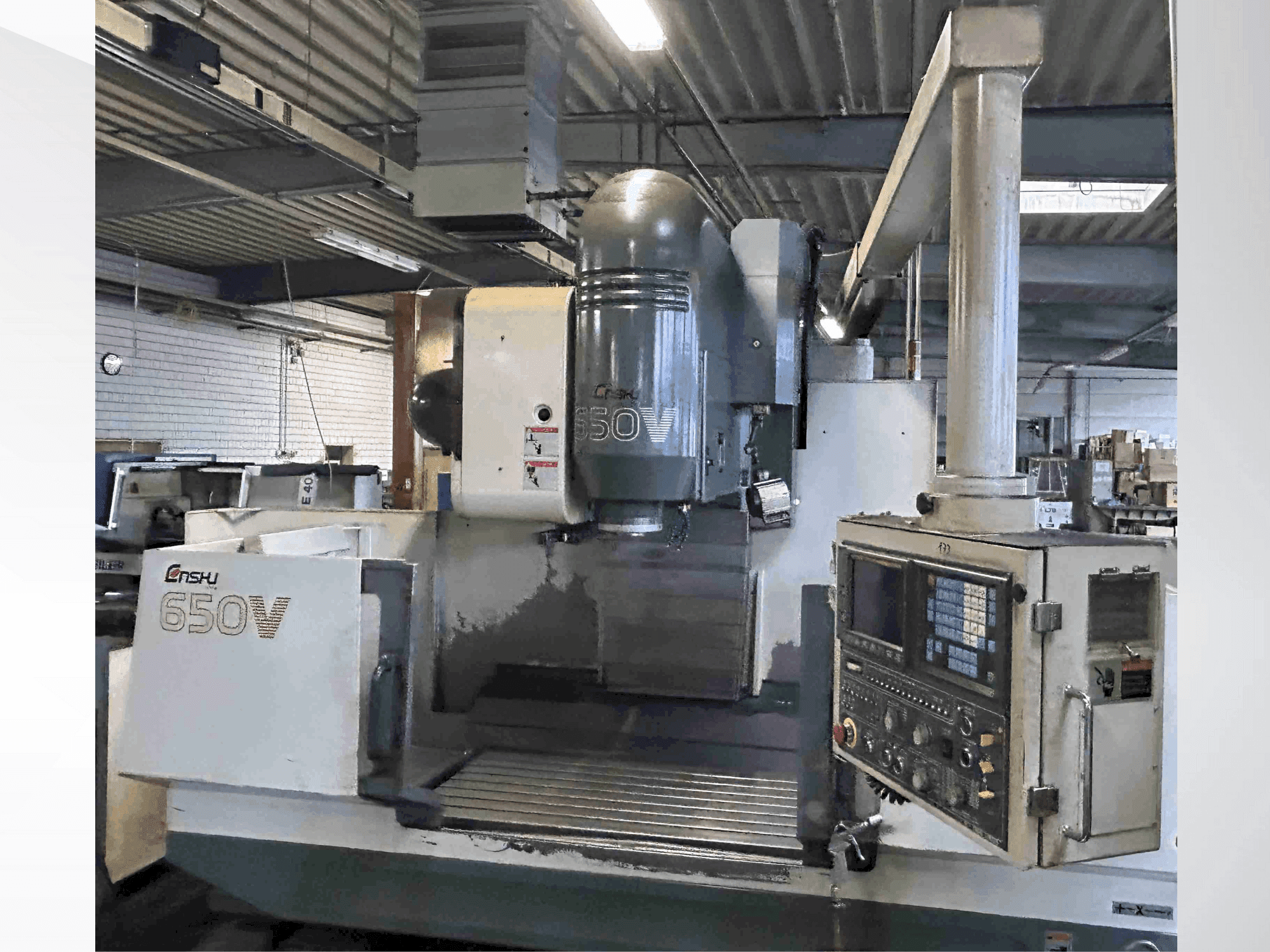 Koneen Enshu 650 V etunäkymä