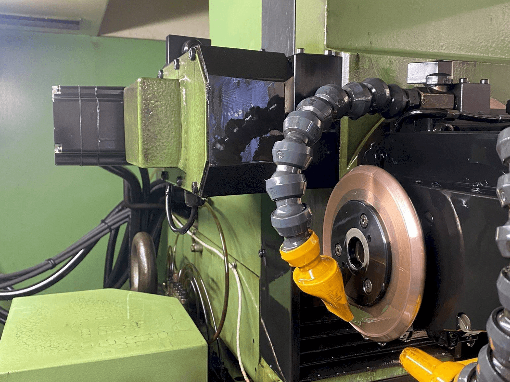 Koneen VOLLMER QW72 P työskentelytila