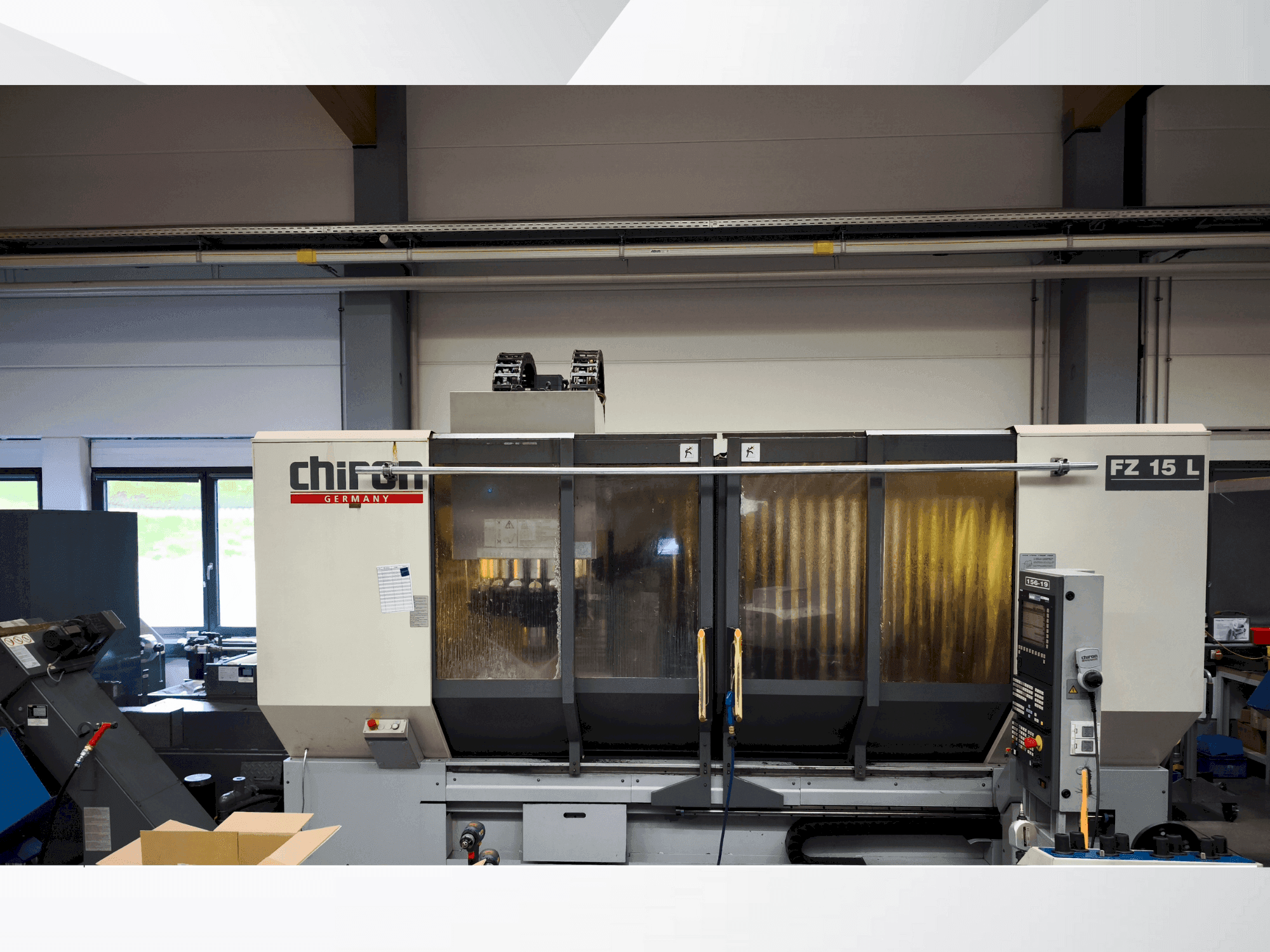 Koneen CHIRON FZ 15 L etunäkymä