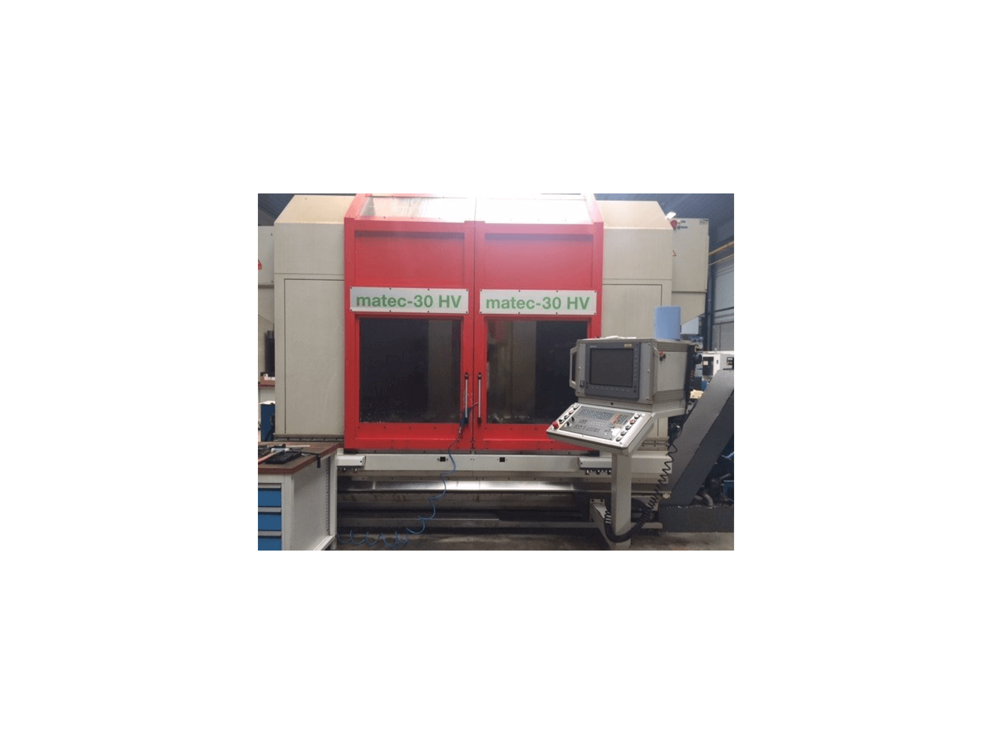 Koneen Matec 30 HV etunäkymä