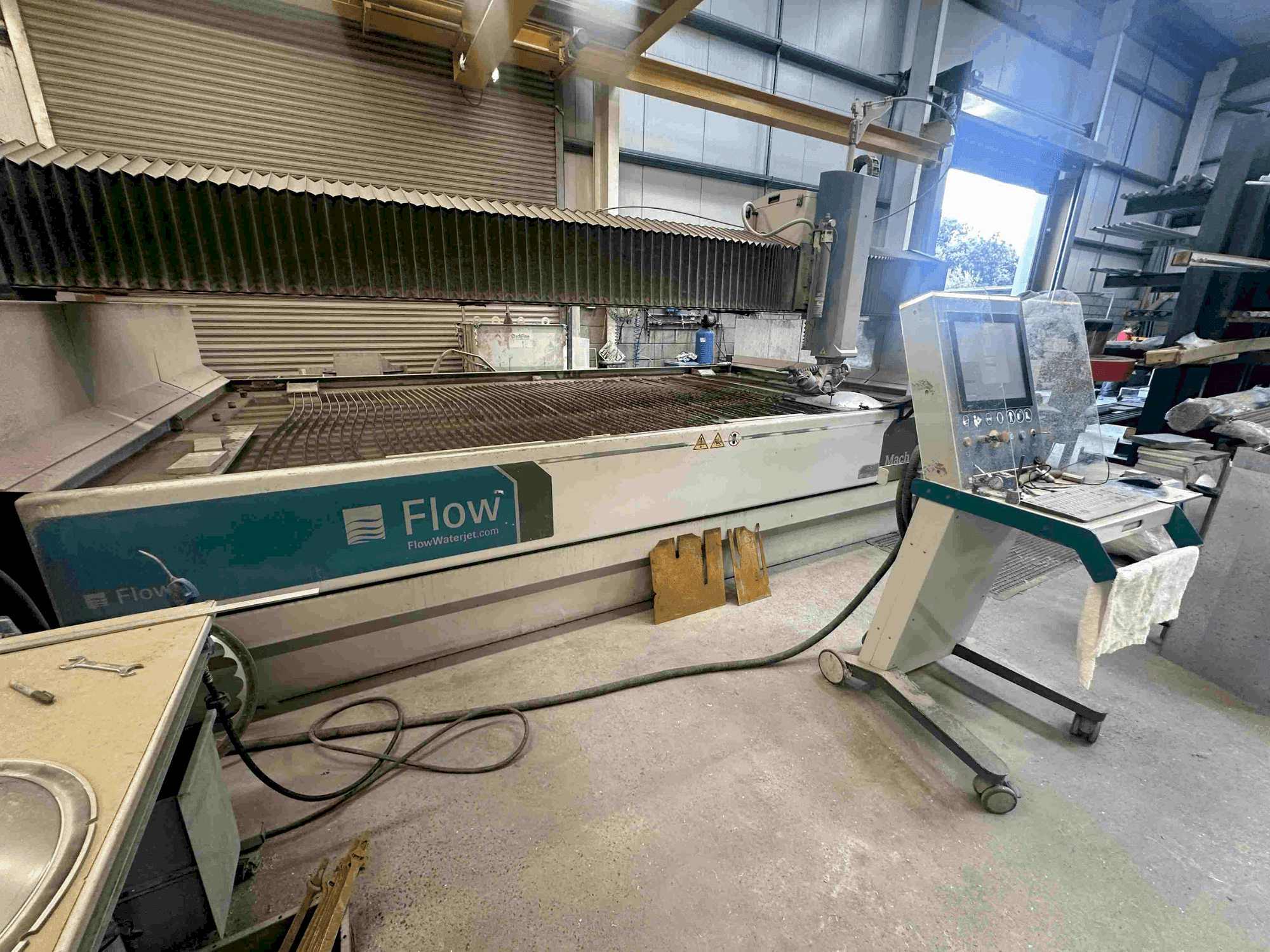 Koneen Flow Mach 500-4020 etunäkymä