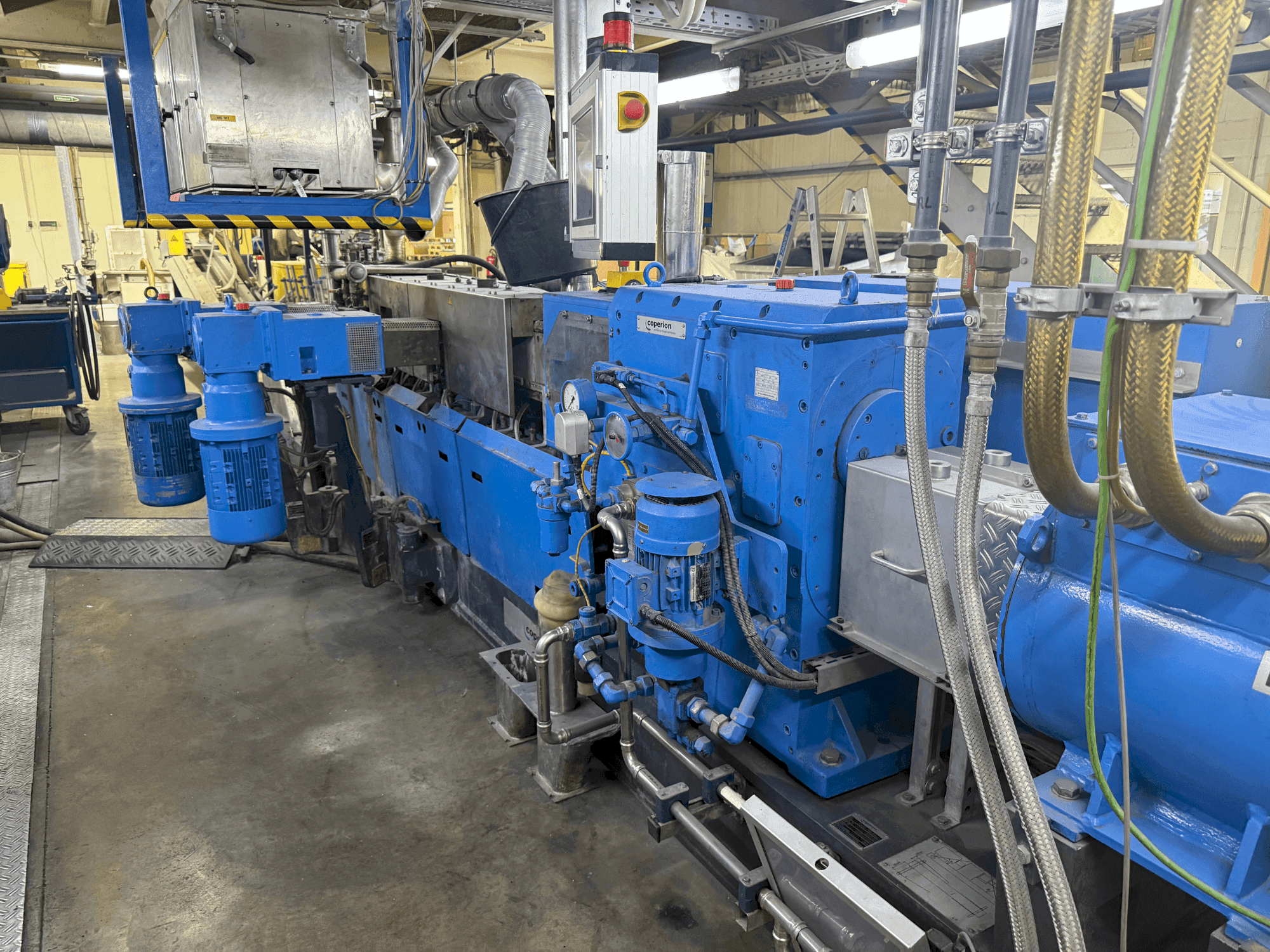 Koneen COPERION ZSK 50 MCC+ etunäkymä