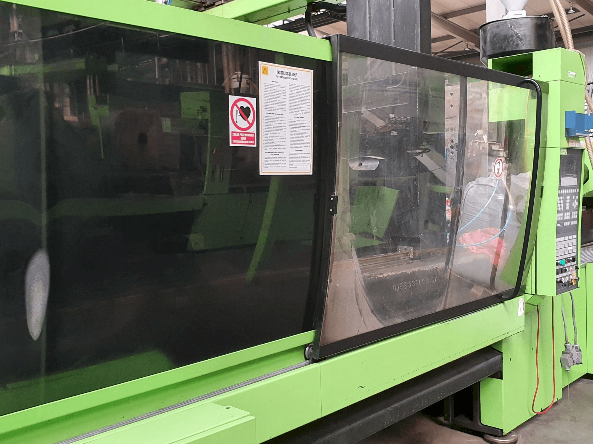 Koneen ENGEL 400 ES2550/400 HL etunäkymä