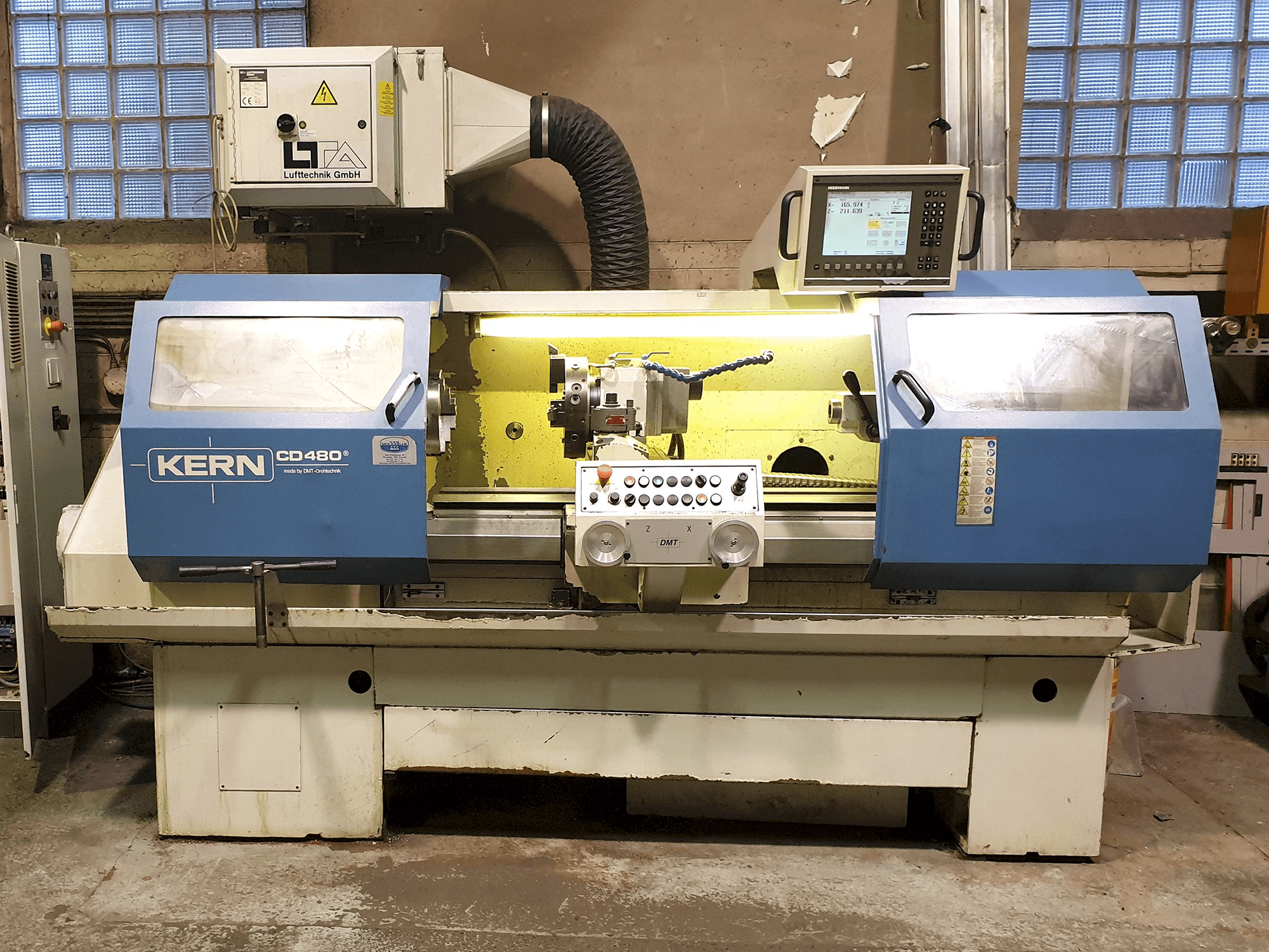 Koneen KERN etunäkymä CD 480